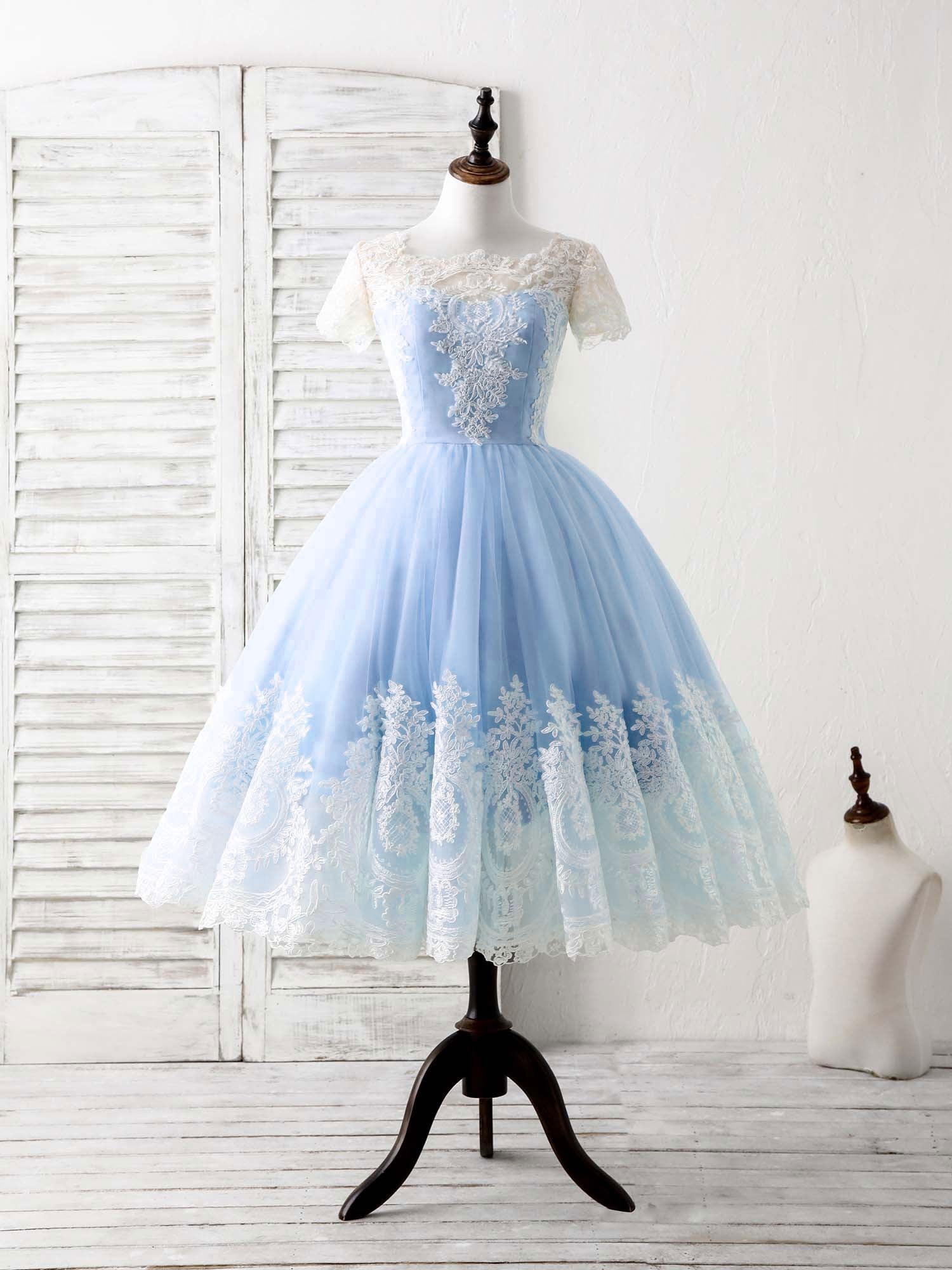 Elegant Blue Tulle Lace Short Prom Dress for Bridesmaids - Perfect for Homecoming, Parties & Special Occasions