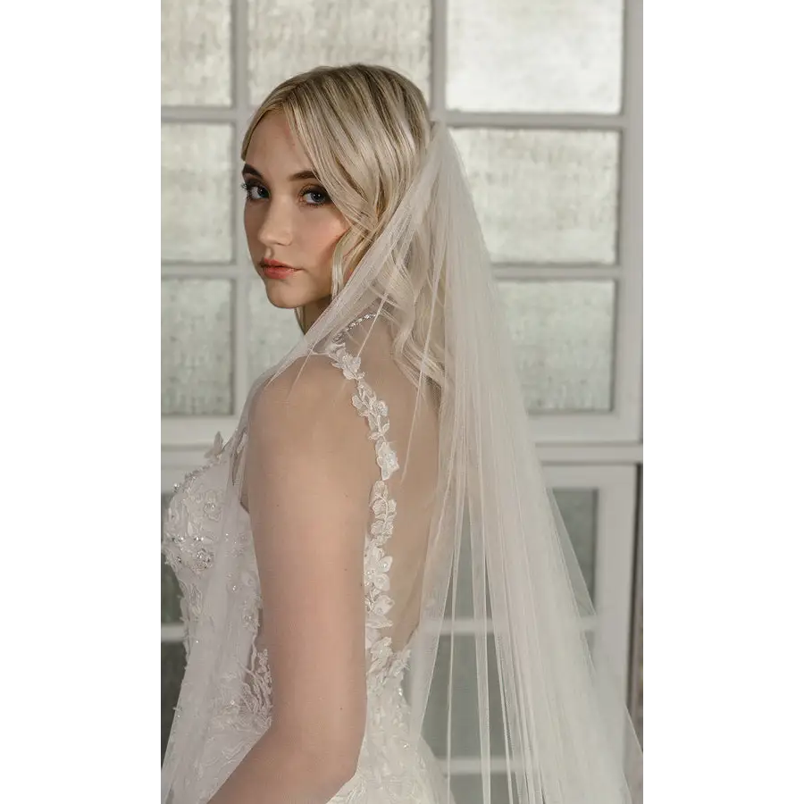 V2103WC Elegant Wide Cathedral Wedding Veil - Perfect for Bridal Ceremonies, Photos & Formal Events