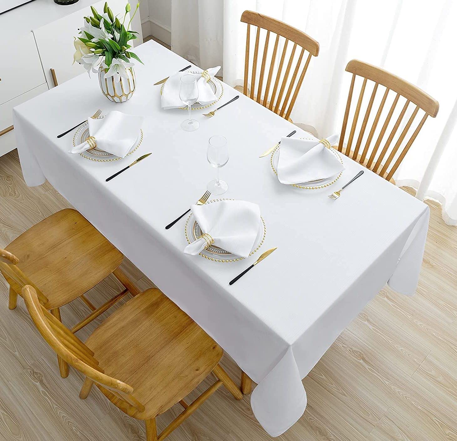 Premium Cotton 6-Seater Tablecloth - Fade-Resistant, Durable & Machine Washable - 60 x 84 Inch White Dining Table Cover - Perfect for Family Dinners, Parties & Outdoor Events