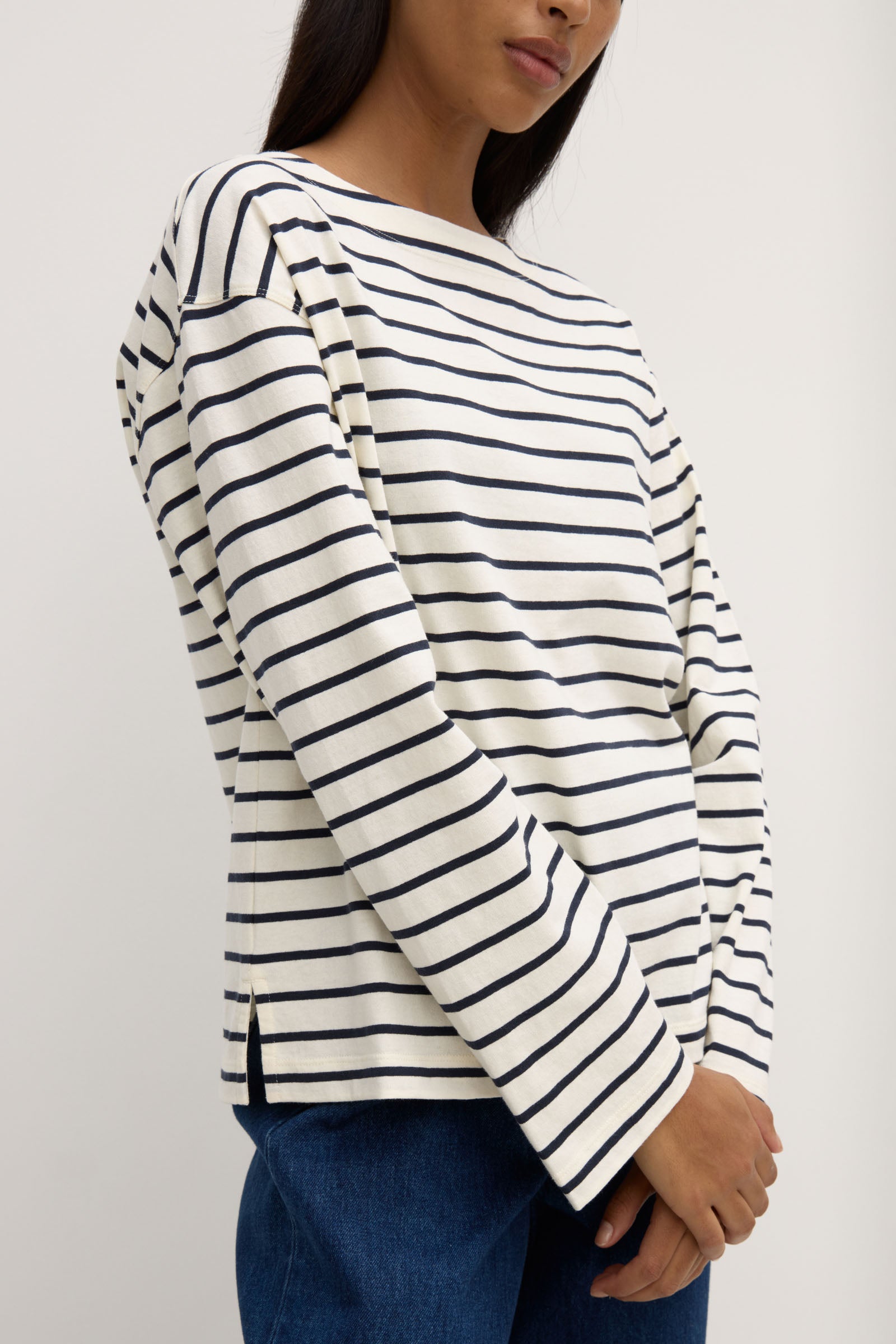 Bonne Long Sleeve T-Shirt for Men & Women - Soft Cotton Casual Shirt with Comfort Fit - Perfect for Everyday Wear, Work, and Outdoor Activities