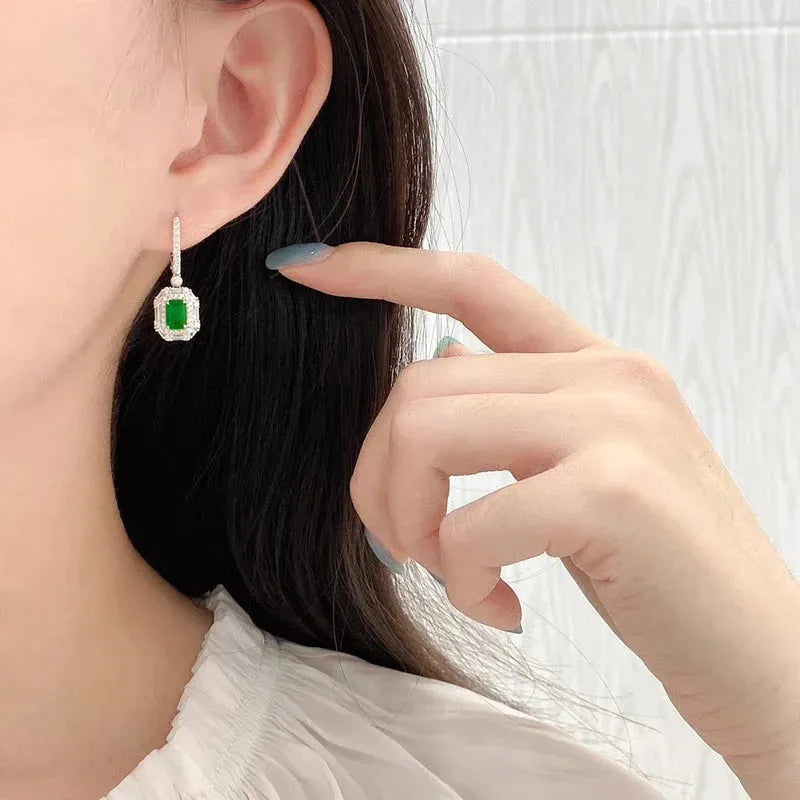 18K White Gold Emerald and Diamond Earrings for Women - Elegant Luxury Party Jewelry with Real Natural Gemstones - Perfect for Weddings, Galas, and Special Occasions