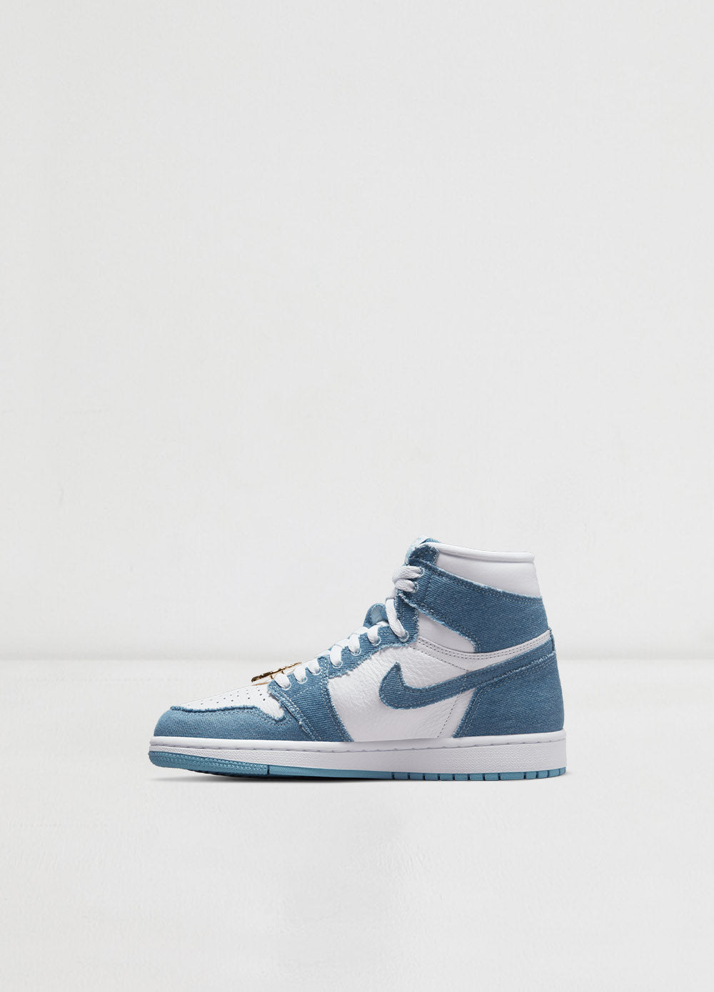 Air Jordan 1 Retro High OG 'Denim' Sneakers - Men's Basketball Shoes for Streetwear & Casual Style | Perfect for Sneaker Collectors & Fashion Enthusiasts