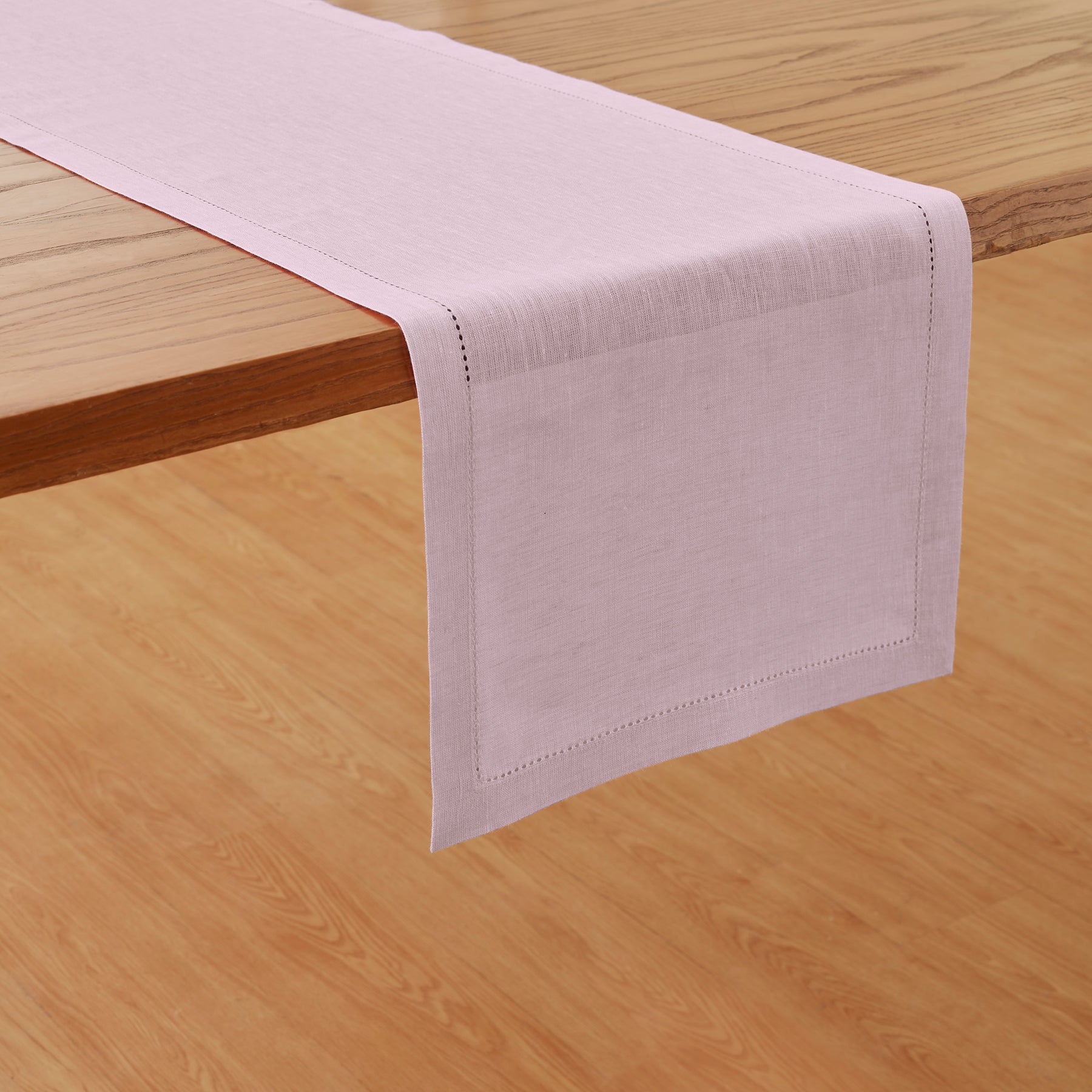Elegant Milan Table Runner - Premium Dining Decor for Weddings, Holidays & Special Occasions - Perfect for Home & Restaurant Decor