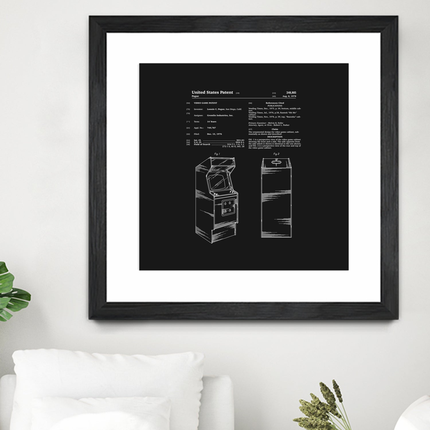 Vintage Arcade Game Patent Black - Classic Retro Gaming Machine for Home & Office Entertainment