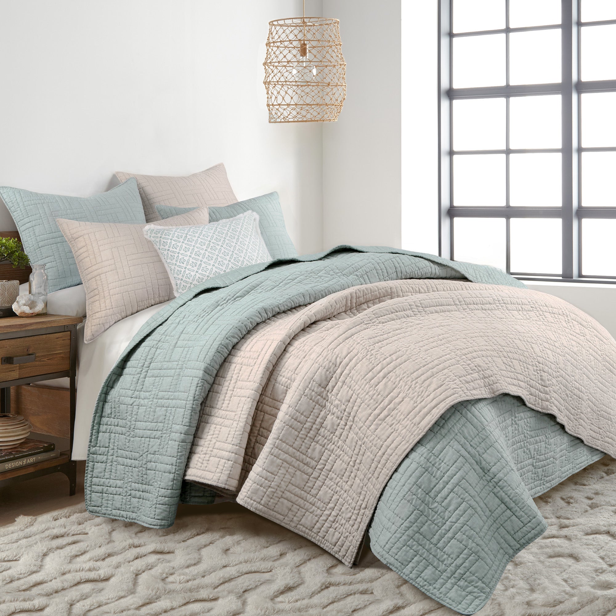 Melange Stitch Quilt Set - Soft & Breathable Bedding Collection for All Seasons | Perfect for Master Bedroom, Guest Room & Dorm Decor