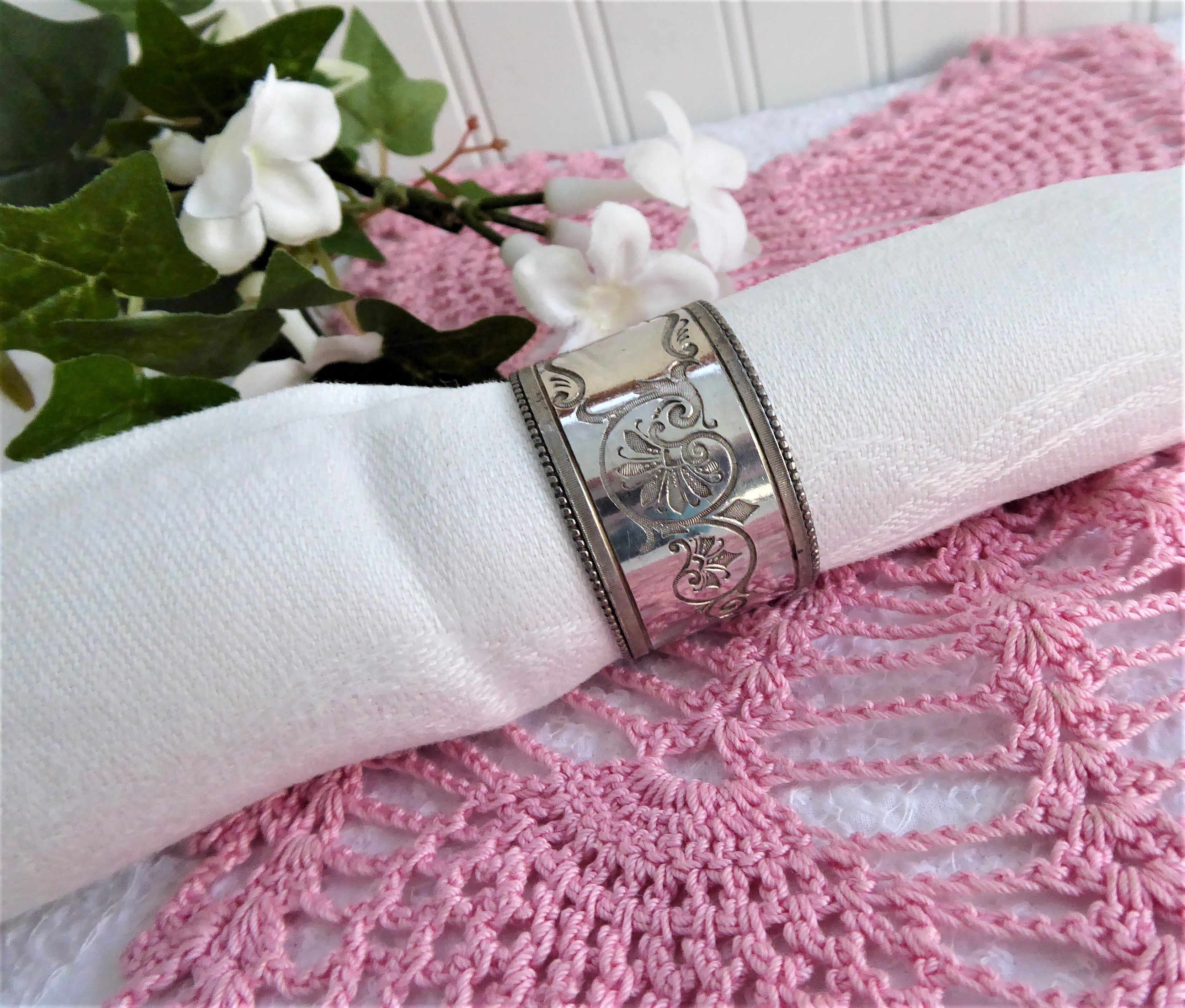 Hand Engraved Floral Napkin Rings - Victorian & Edwardian Style Beaded Rims for Elegant Dining & Wedding Table Decor