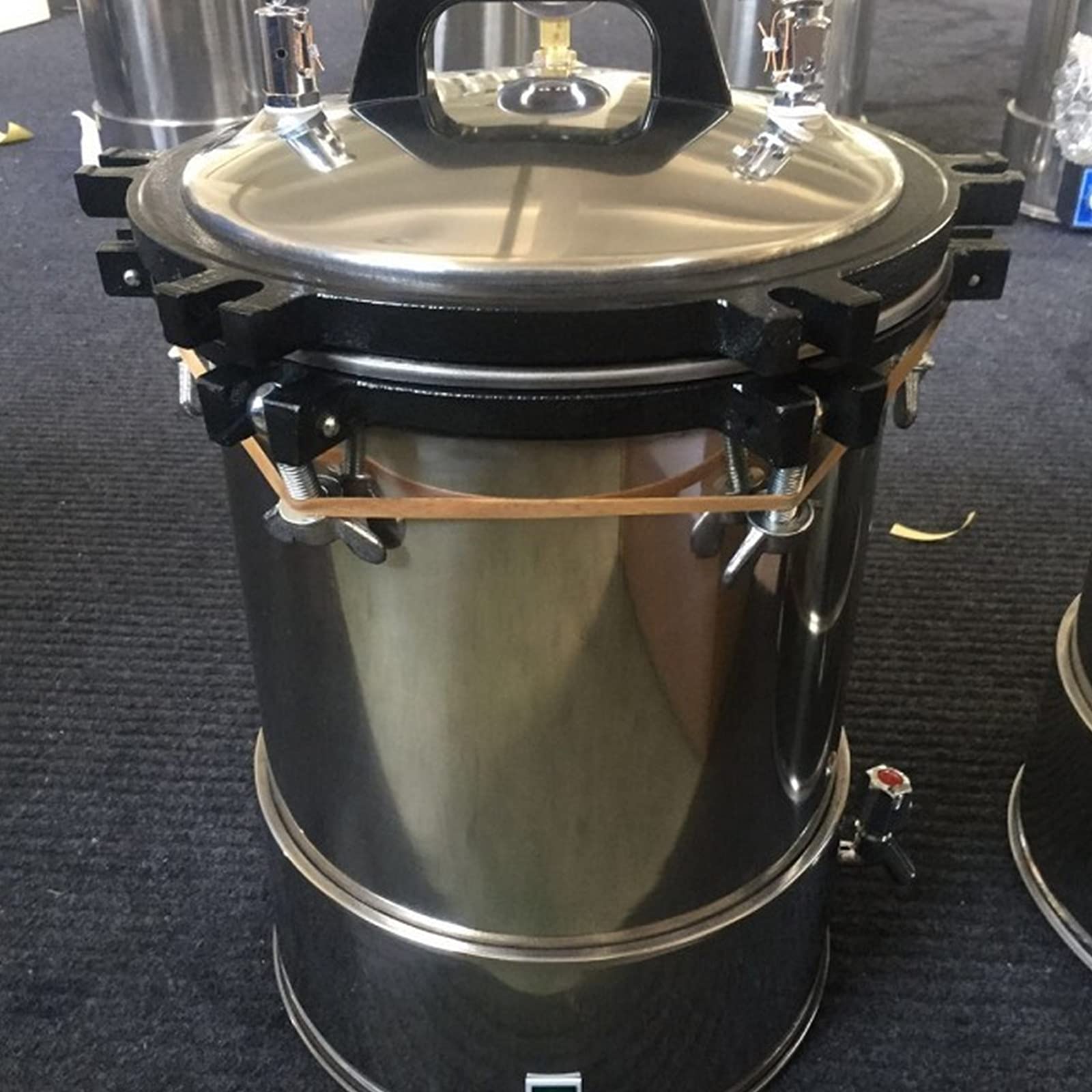 24L Portable Stainless Steel Electric Pressure Steam Sterilizer Autoclave Machine with Pressure Gauge - YX-24LD for Home, Clinic, Tattoo & Nail Salon Sterilization