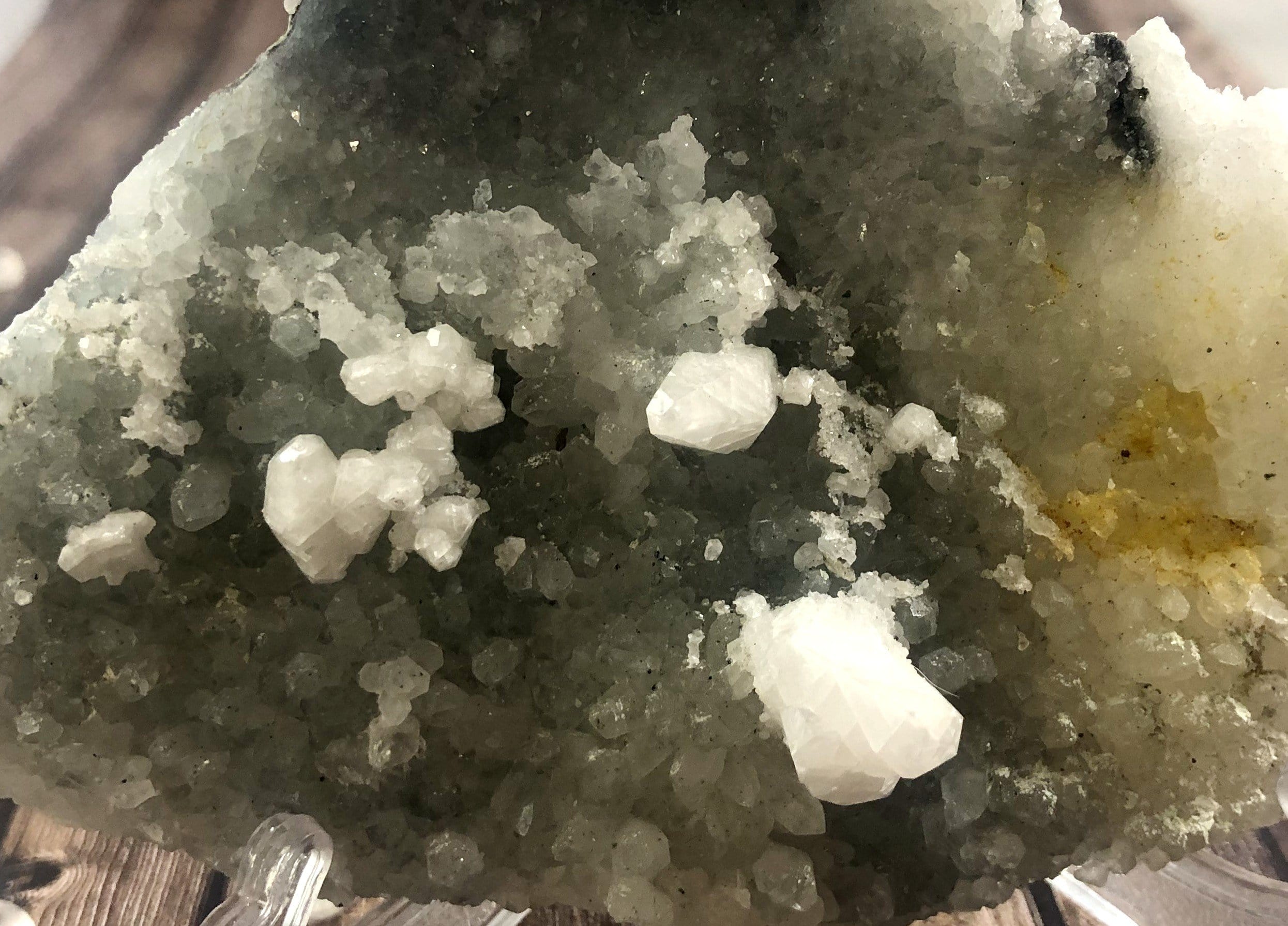 Natural Bulgarian Quartz and Calcite Crystal Specimen - Healing Stones for Meditation, Reiki, and Home Decor