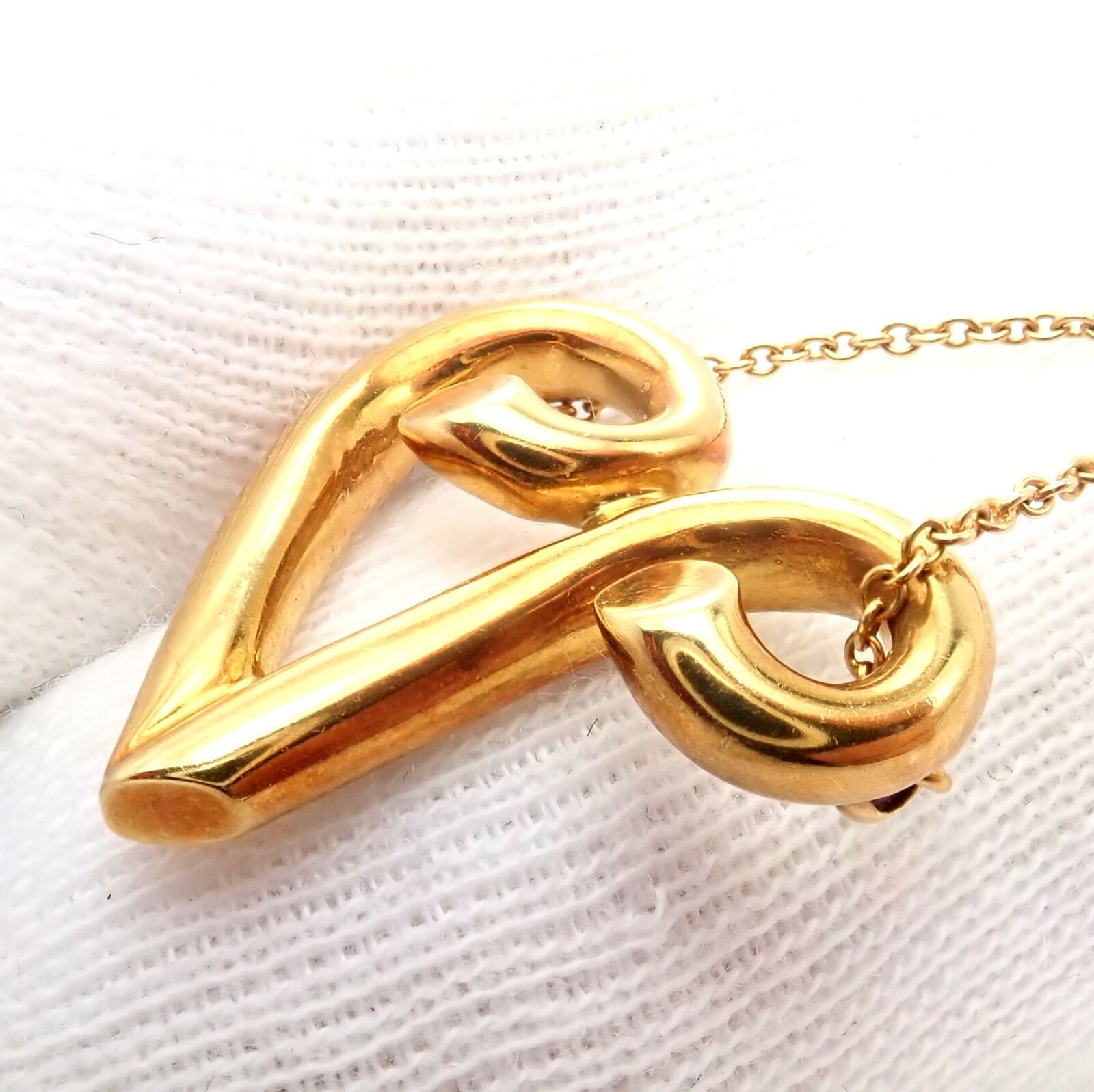 Tiffany & Co Picasso 18k Yellow Gold Large Zodiac Aries Pendant Necklace for Women - Luxury Astrology Jewelry Gift for Birthday, Anniversary & Special Occasions