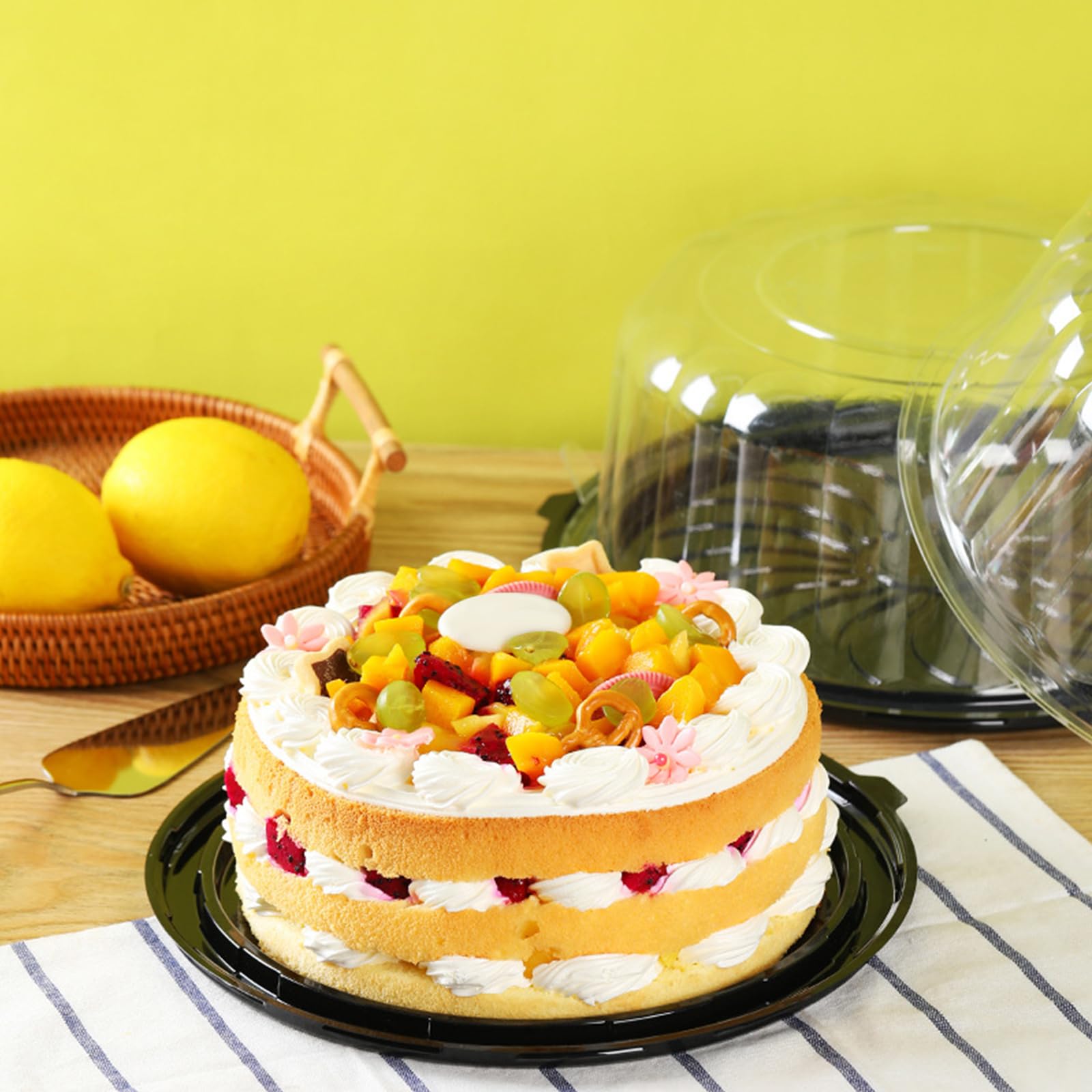 FEOOWV 5-Piece Round Cake Carriers - 8 Inch Clear Plastic Disposable Cake Containers with Dome Lids & Cake Boards - Perfect for Transporting Bundt Cakes, Cupcakes & Pastries - Ideal for Bakeries, Parties & Catering Events