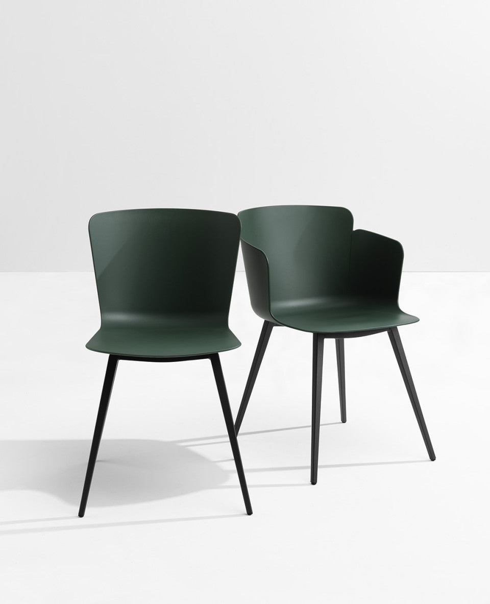 Mid-Century Modern Calla PP Armchair - Stylish Polypropylene Lounge Chair for Living Room, Bedroom & Office - Perfect for Relaxing, Reading & Entertaining