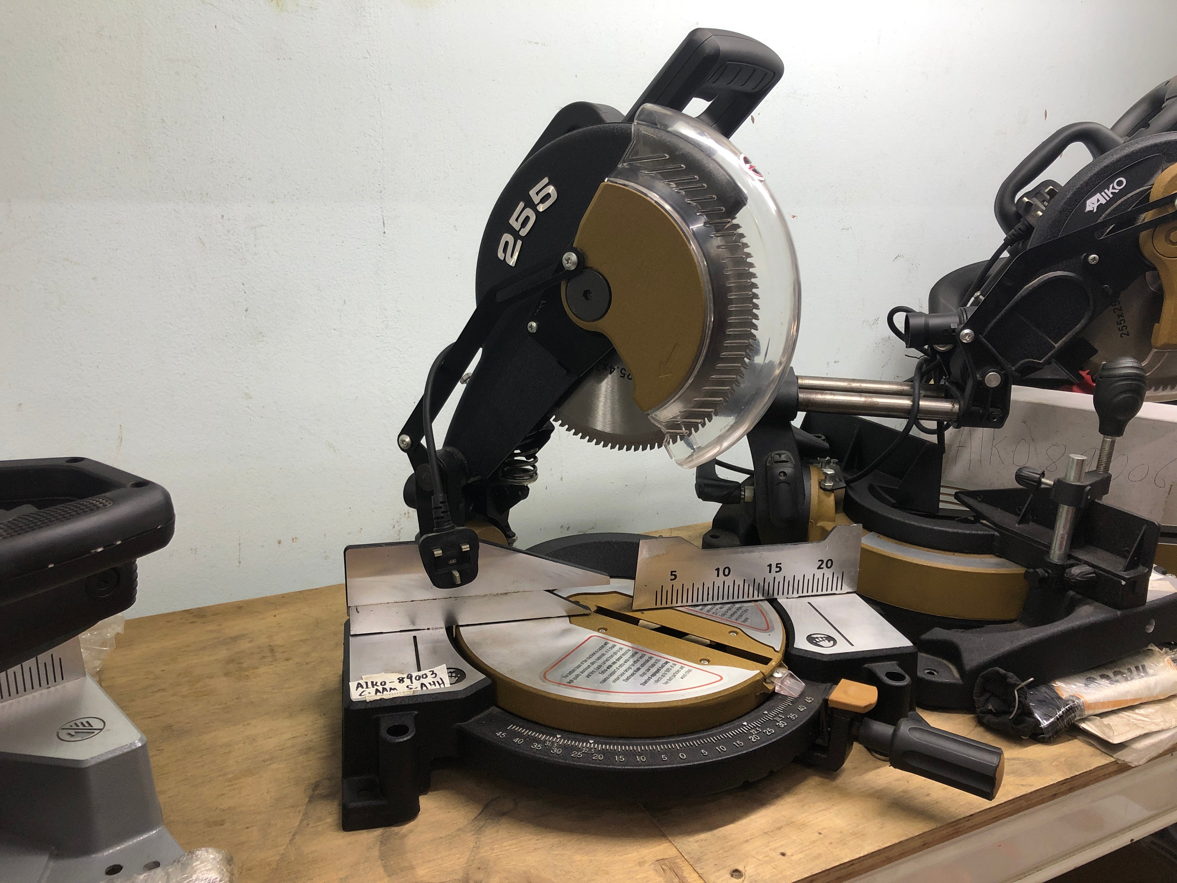 Aiko 10-Inch Mitre Saw with 10 x 100T Aluminum Blade (Model LS1040 AIKO 89003) - Perfect for Woodworking, DIY Projects, and Professional Carpentry