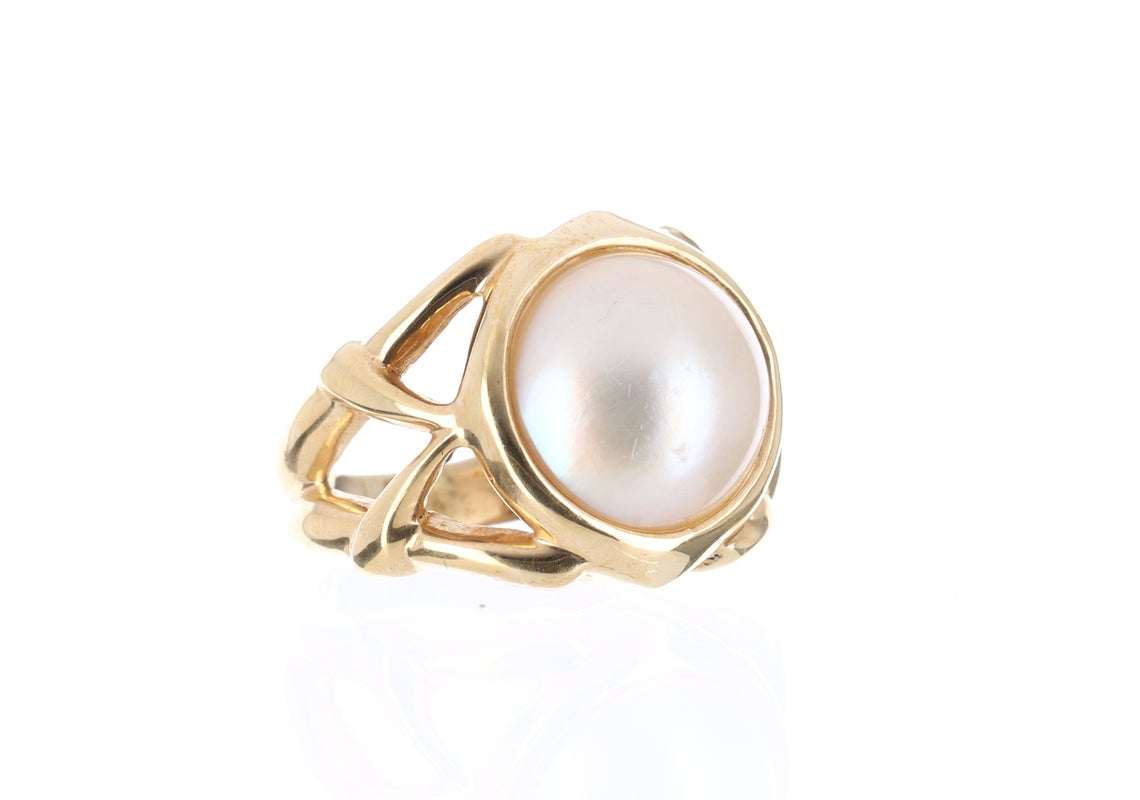 Vintage 14K Yellow Gold Mabe Pearl Ring for Women - Elegant Pearl Jewelry for Weddings, Anniversaries & Special Occasions