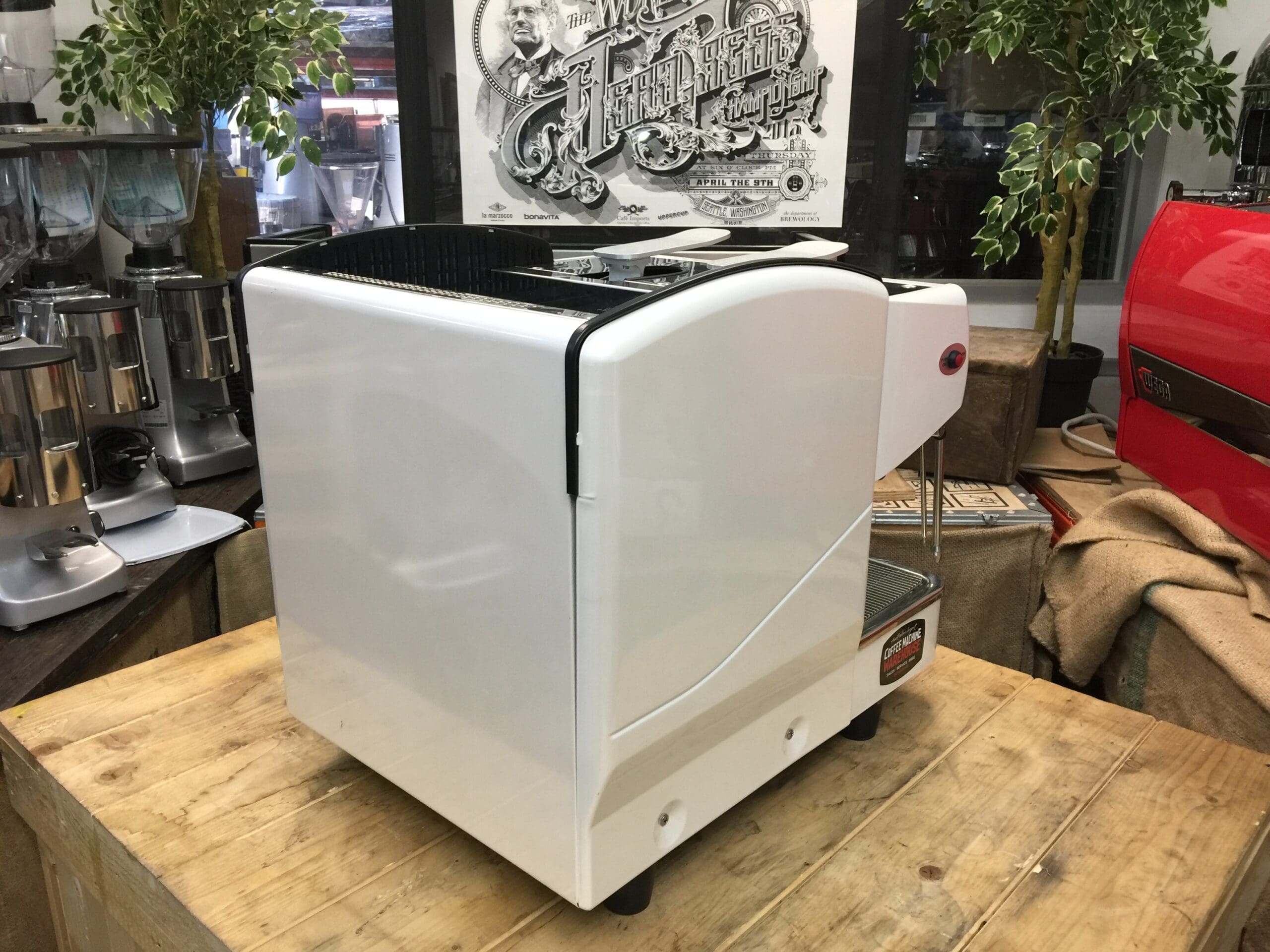 Expobar G10 Compact 2 Group Capsule Coffee Machine in White - Perfect for Cafes, Offices & Home Baristas