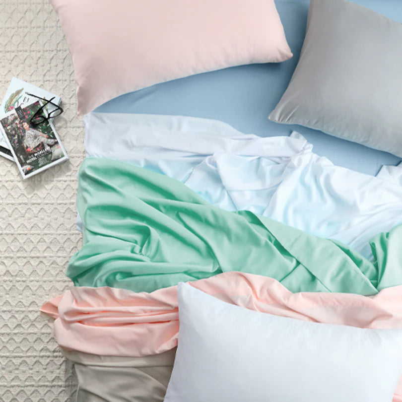 Blake & Lindsay Soft Microfiber Sheet Set - Queen Size, White - Ultra Comfortable & Hypoallergenic Bedding for a Restful Sleep