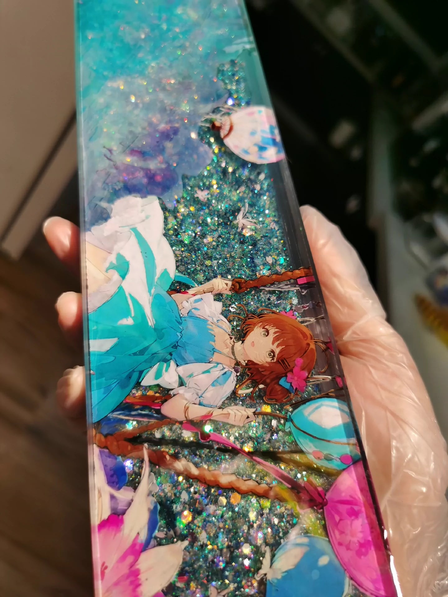 Magic Card Girl Sakura Flowing Sand Style Keyboard Resin Hand Stand - Anime Themed Palm Stand for Mechanical Keyboards | Perfect for Gaming Setups & Office Desktops