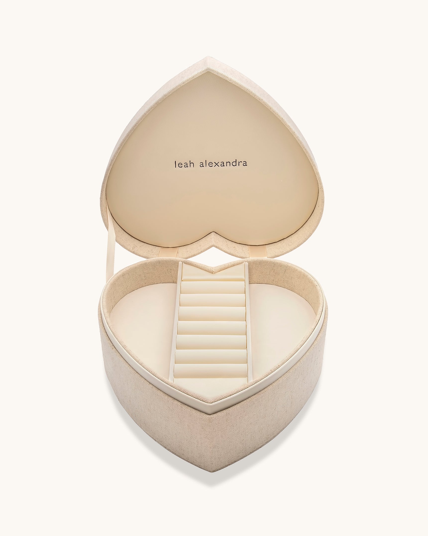 Elegant Heart-Shaped Jewelry Box for Women - Perfect for Necklaces, Rings & Earrings - Romantic Gift for Valentine's Day, Anniversary & Special Occasions