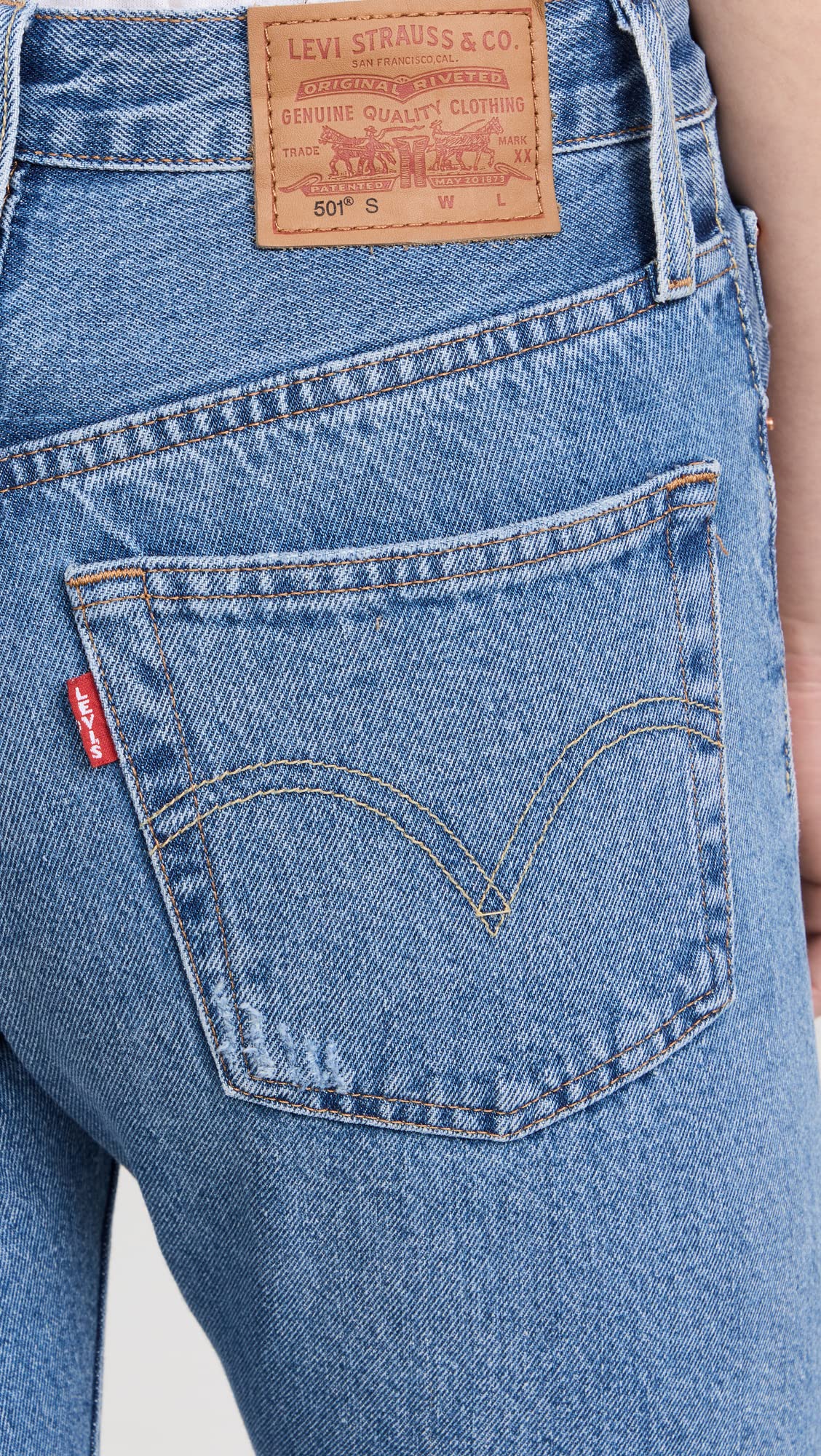 Levi's Women's 501 Skinny Jeans - High Waist Stretch Denim Pants for Everyday Wear & Casual Outfits | Perfect for Work, Dating & Weekend Style