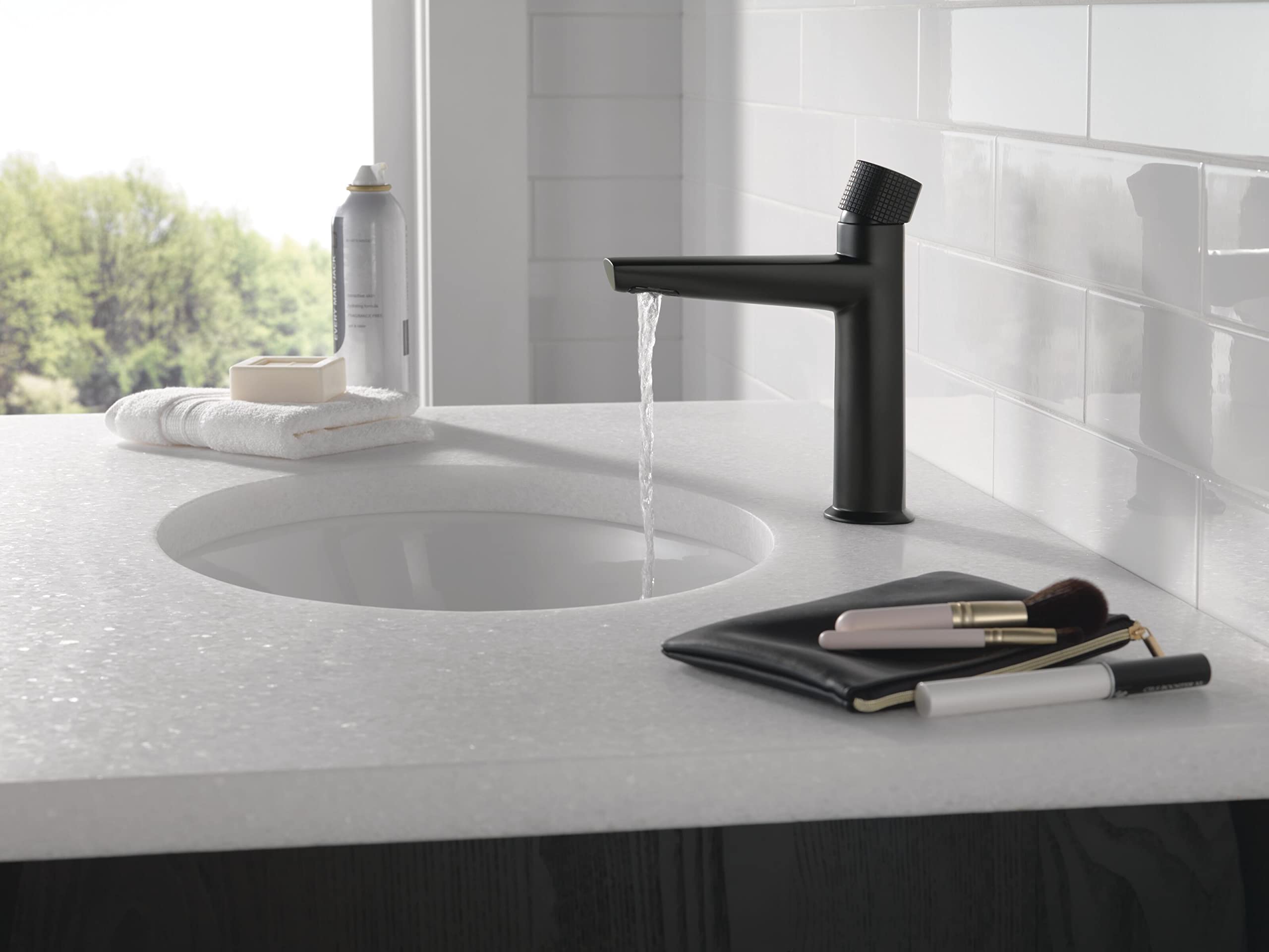 Delta Galeon Matte Black Single Hole Bathroom Faucet with Diamond Seal Technology - 573-BLMPU-DST - Modern Bathroom Sink Faucet for Powder Rooms, Guest Baths & Small Spaces
