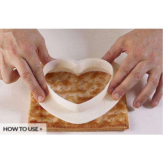SILIKOMART Ti Amo 1000 Silicone Cake Mold with Cutter - Perfect for Baking Heart-Shaped Cakes, Desserts, and Chocolate Treats at Home