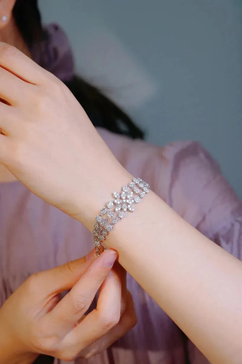18K White Gold Diamond Bracelet for Women - 5.0 Carat Real Natural Diamonds, Romantic Flower Design, Luxury Party Jewelry - Perfect for Anniversaries, Weddings & Special Occasions