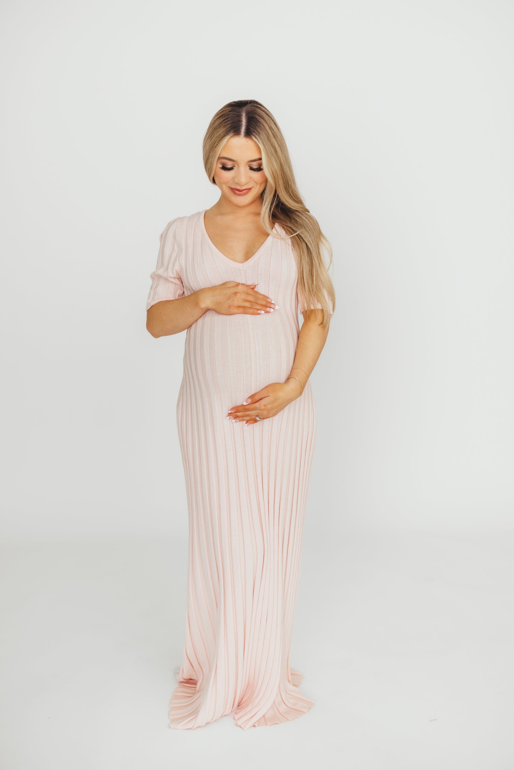 Oakley Ribbed Maxi Dress in Light Pink - Bump Friendly Maternity Dress for Women, Comfortable Stretchy Pregnancy Dress for Everyday Wear, Perfect for Baby Showers & Maternity Photos
