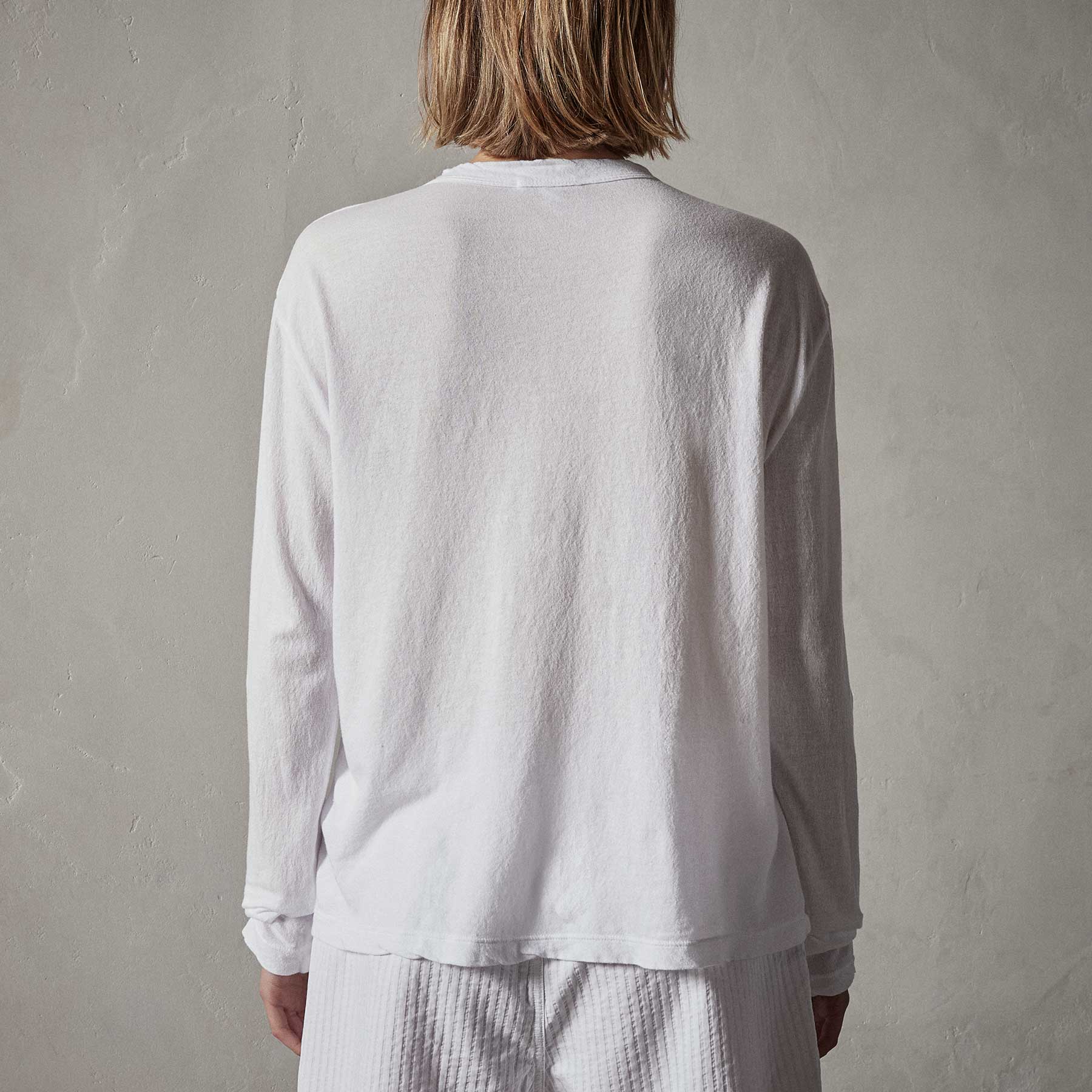Oversized Long Sleeve Crew Neck T-Shirt - Soft Crepe Jersey Fabric - Women's Loose Fit Casual Top (White) | Perfect for Layering, Everyday Wear & Relaxing at Home