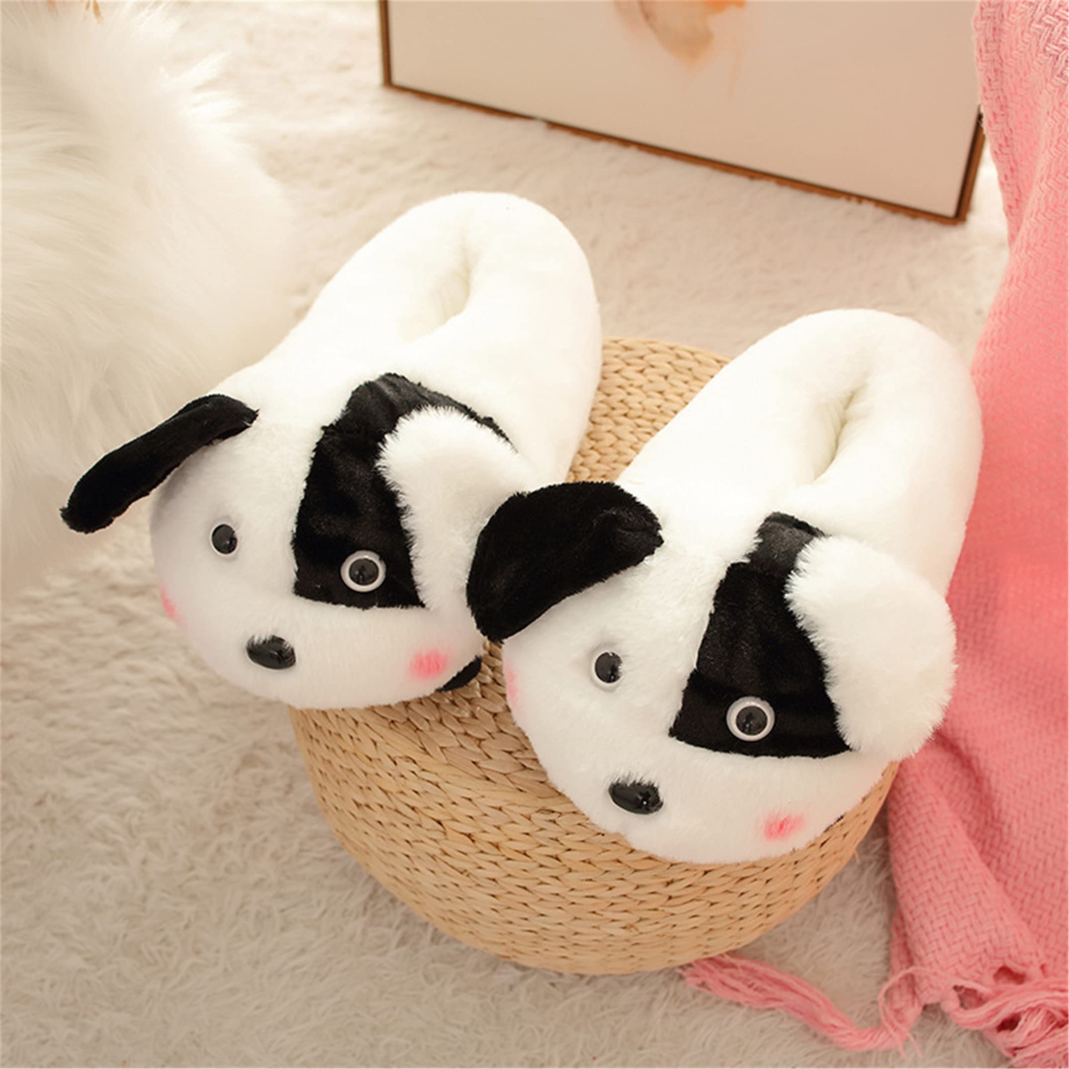 Adorable Pig Cartoon Animal House Slippers for Women - Cozy Winter Furry Indoor/Outdoor Slides - Perfect for Home, Lounge & Gift Giving