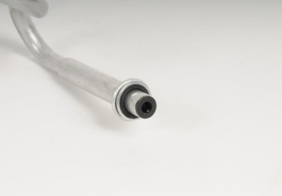 GM Parts 15-33415 A/C Refrigerant Suction Hose - Replacement Hose for GM Vehicles | Perfect for AC System Repairs & Maintenance