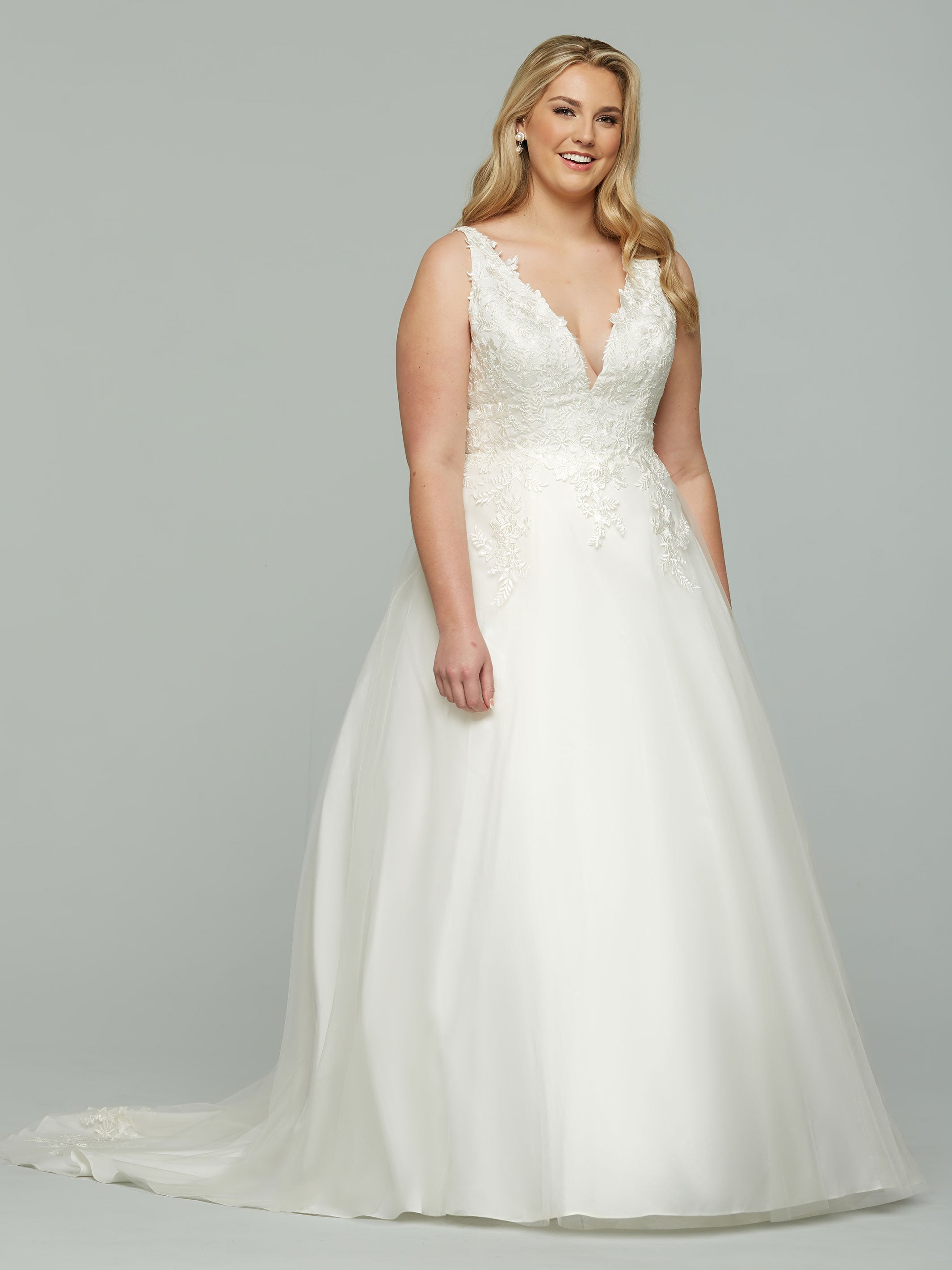 Try At Home Aspen Wedding Dress - Elegant Lace Bridal Gown for Church & Outdoor Weddings