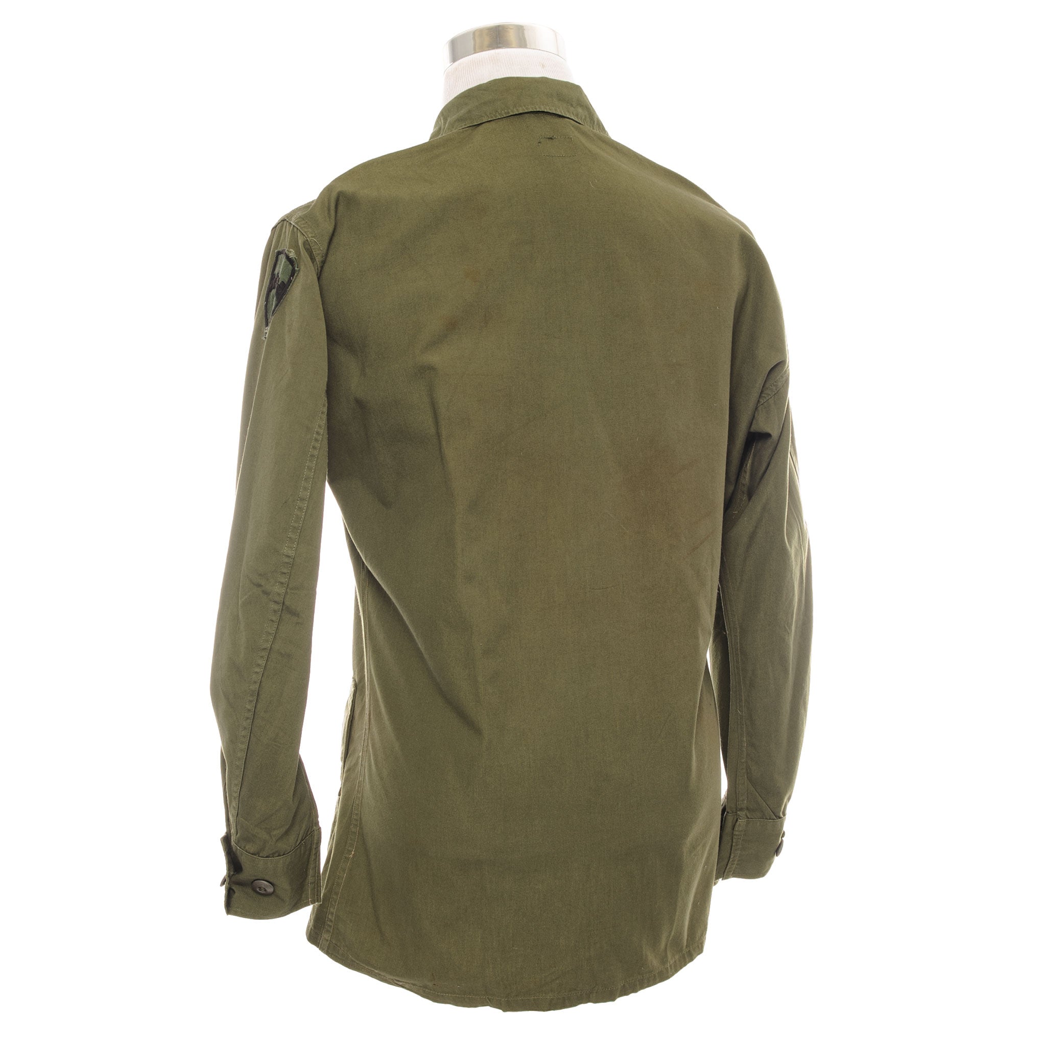 Original US Army Tropical Combat Jacket 2nd Pattern 1966 Vietnam War - Medium Short Size with ARVN Special Forces, South Vietnamese Regional Forces, MACV & Infantry Patches - Perfect for Military Reenactments, Collectors & History Enthusiasts
