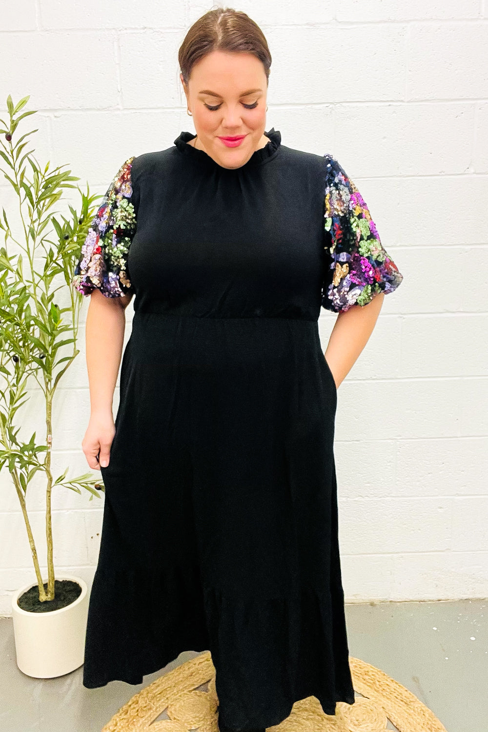 Elegant Black Floral Sequin Puff Sleeve Mock Neck Tiered Maxi Dress for Women - Perfect for Evening Parties, Weddings & Special Occasions