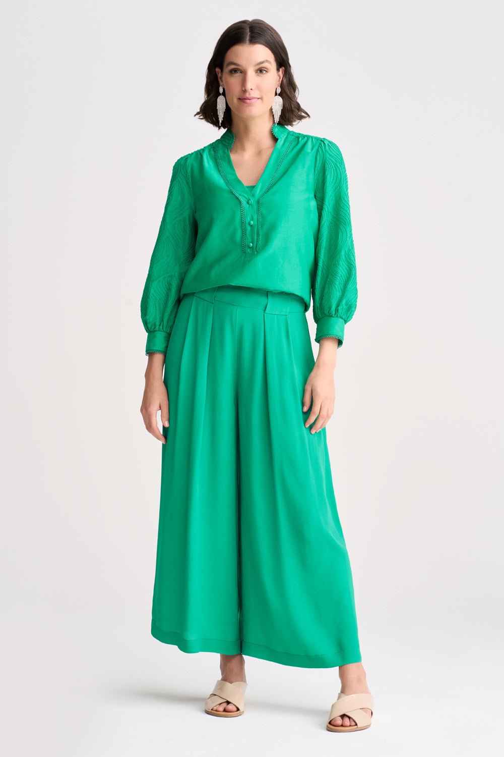 Stylish Pleated Wide Leg Pants for Women - Trendy Kelly Green High Waist Trousers | Perfect for Office, Casual Outfits & Special Occasions