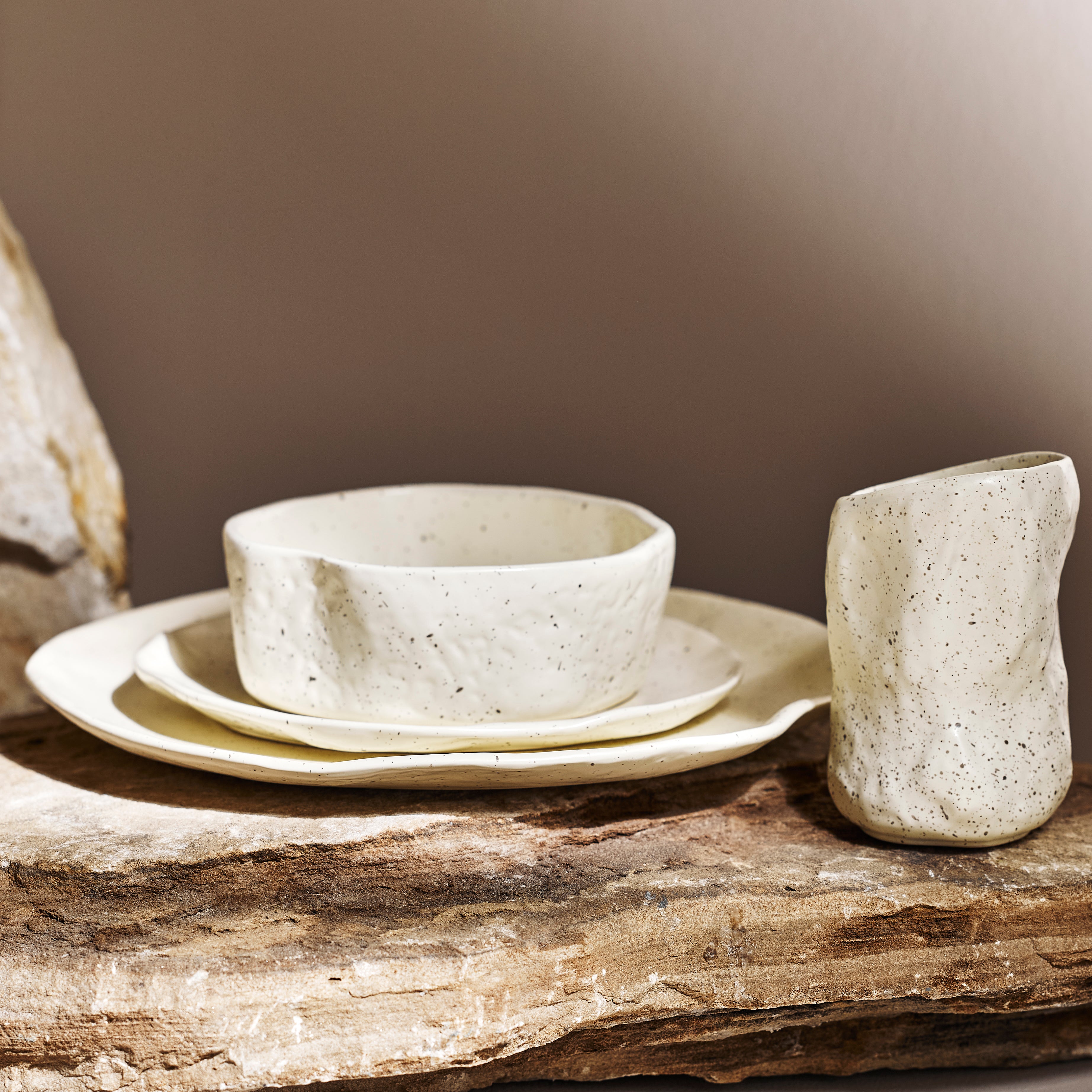 Atik Stoneware Dinnerware Set - Cream Speckled Ceramic Plates & Bowls for Everyday Dining, Dinner Parties & Home Decor