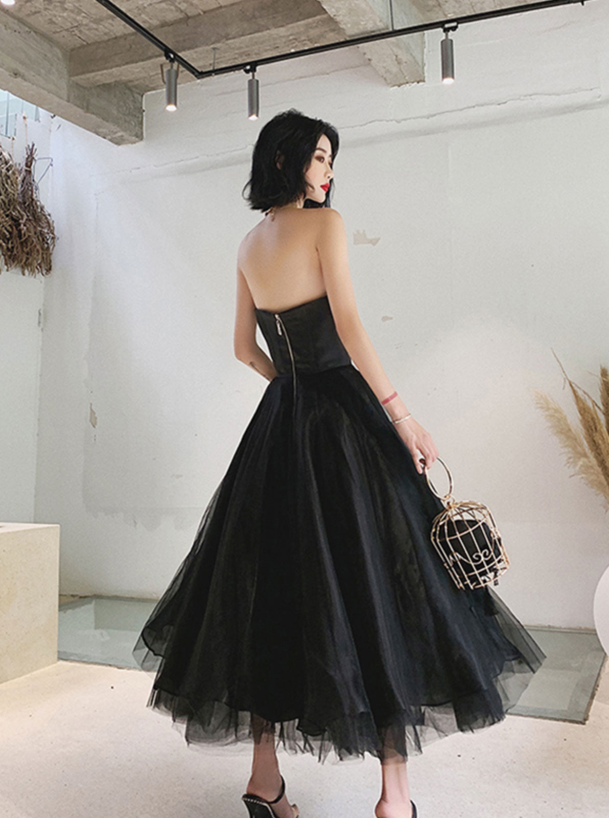 Elegant Blue Tulle Tea Length Prom Dress for Women - Flowy Homecoming Dress with Layered Skirt - Perfect for Prom Night, Homecoming Dance & Formal Events