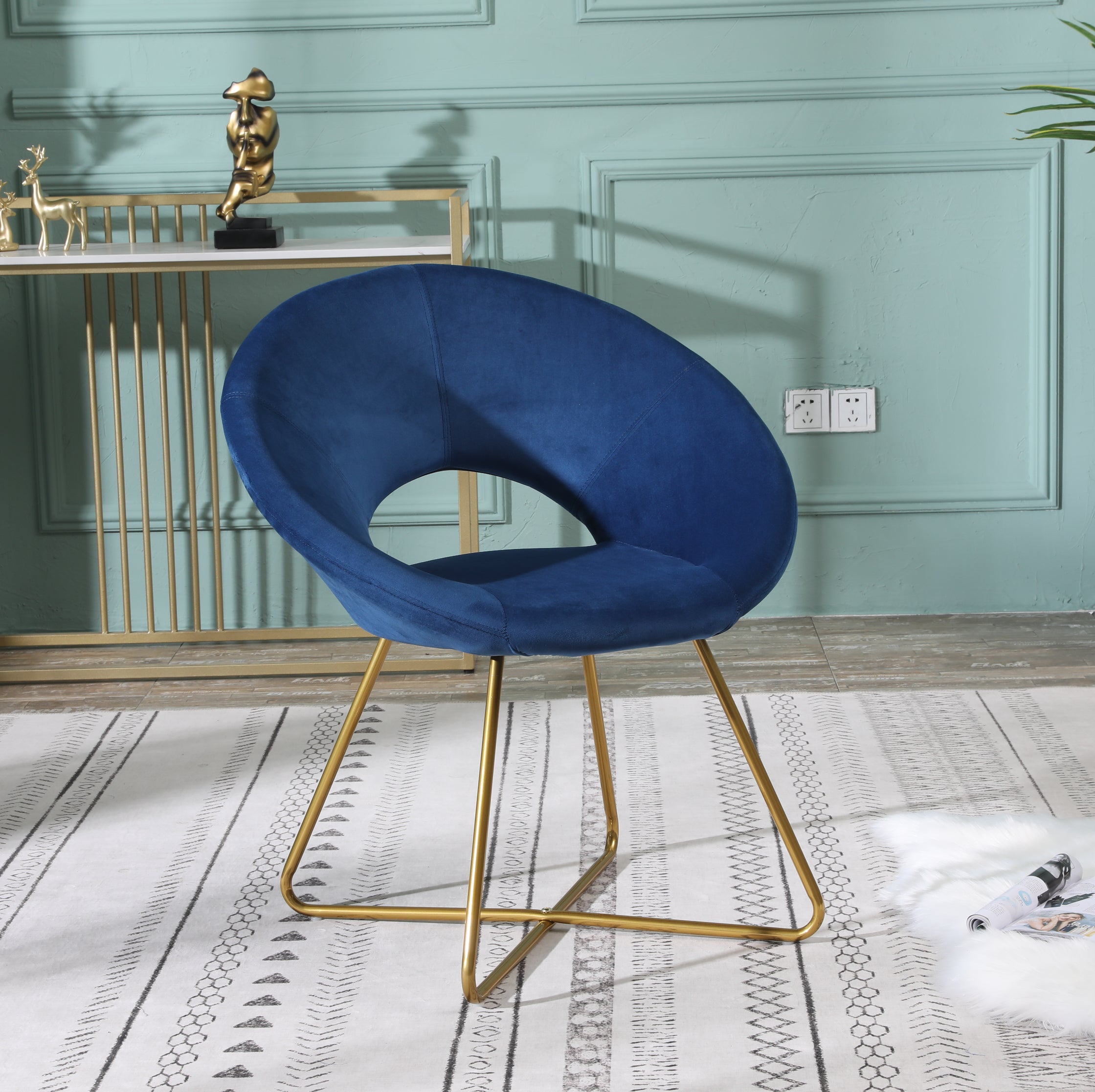 Roundhill Furniture Slatina Silky Velvet Upholstered Accent Chair - Modern Velvet Lounge Chair with Solid Wood Legs for Living Room, Bedroom & Office Decor