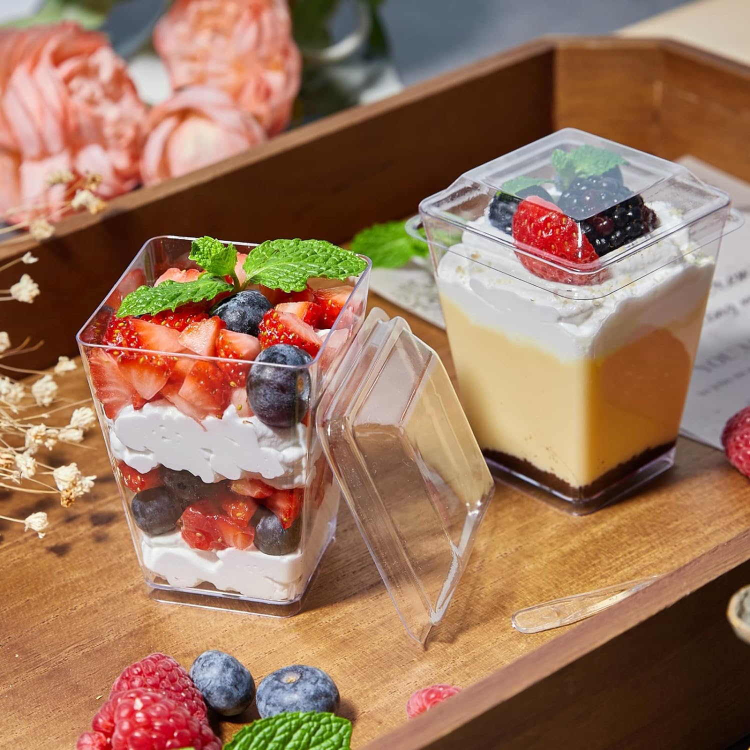25 Pack 5 oz Clear Plastic Dessert Cups with Lids & Spoons - Reusable Mini Parfait Containers for Banana Pudding, Yogurt, Jello, Fruit Trifle - Perfect for Parties, Catering & Individual Dessert Serving