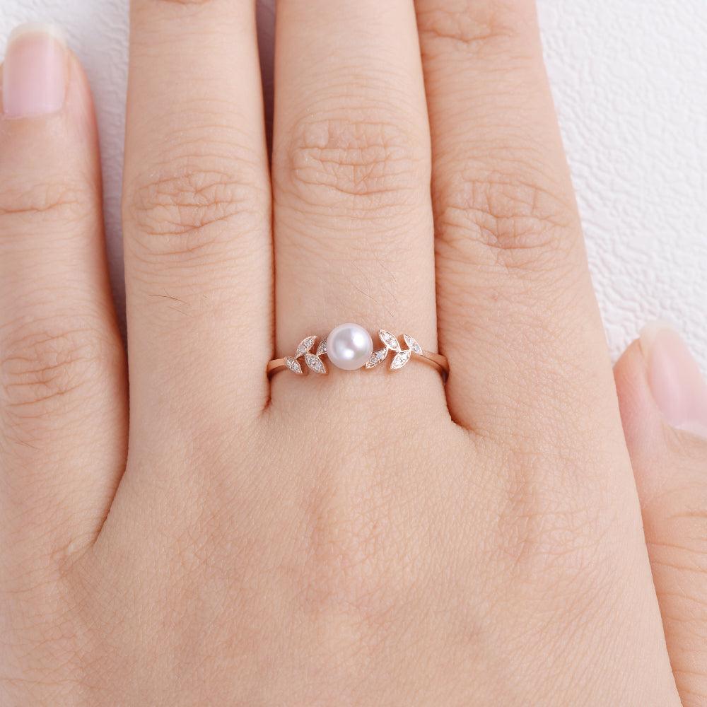 Exquisite Akoya Pearl & Moissanite Rose Gold Ring for Women - Vintage Inspired Engagement & Wedding Jewelry - Perfect for Anniversaries, Proposals and Special Occasions