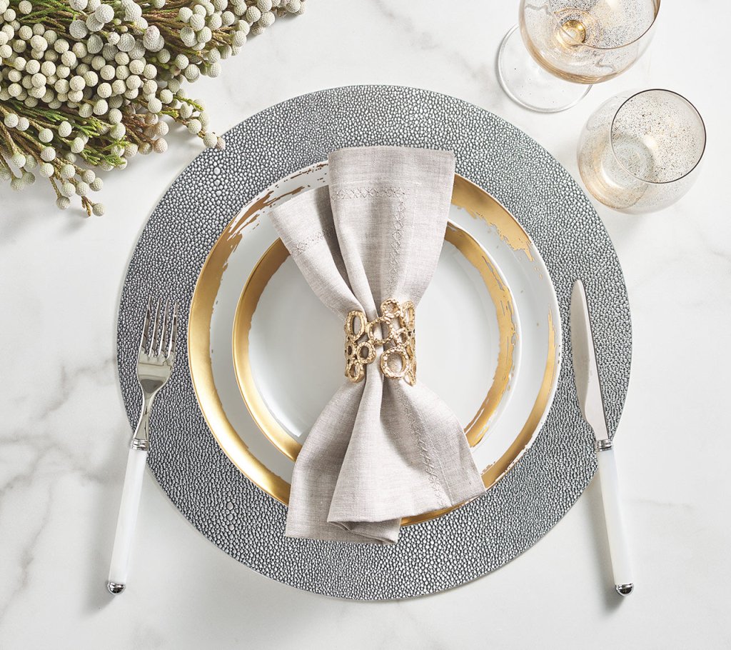 Premium Stone-Look Pebble Placemats Set of 4 - Non-Slip Waterproof Table Mats for Dining, Kitchen, and Outdoor Use - Elegant Home Decor for Parties & Daily Meals