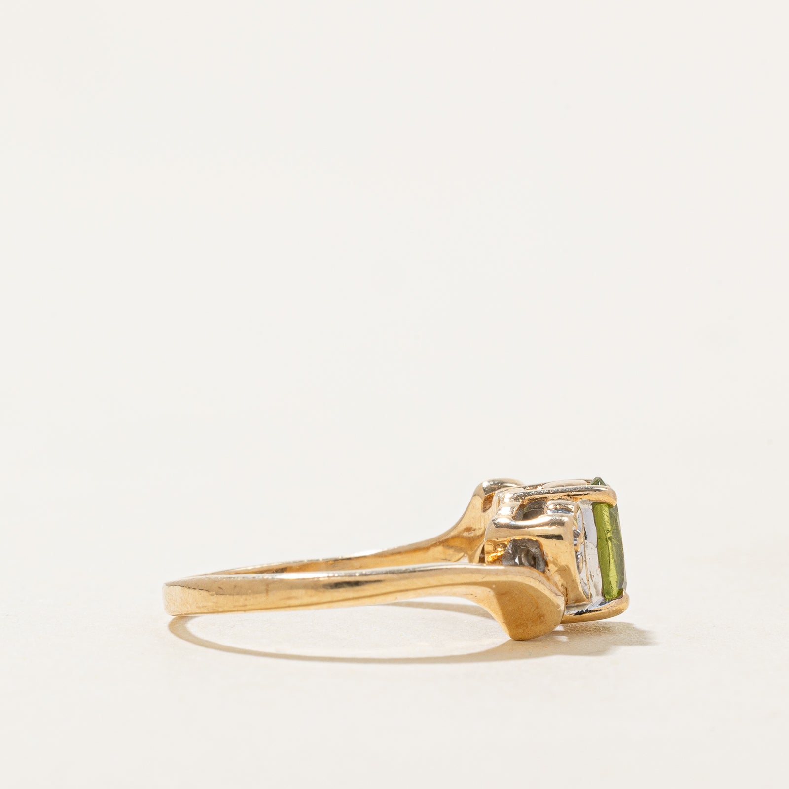 Peridot & Diamond Bypass Ring - 0.44ct Peridot & 0.01ct Diamond - Size 3 - Elegant Green Gemstone Jewelry for Women - Perfect for Weddings, Anniversaries & Special Occasions
