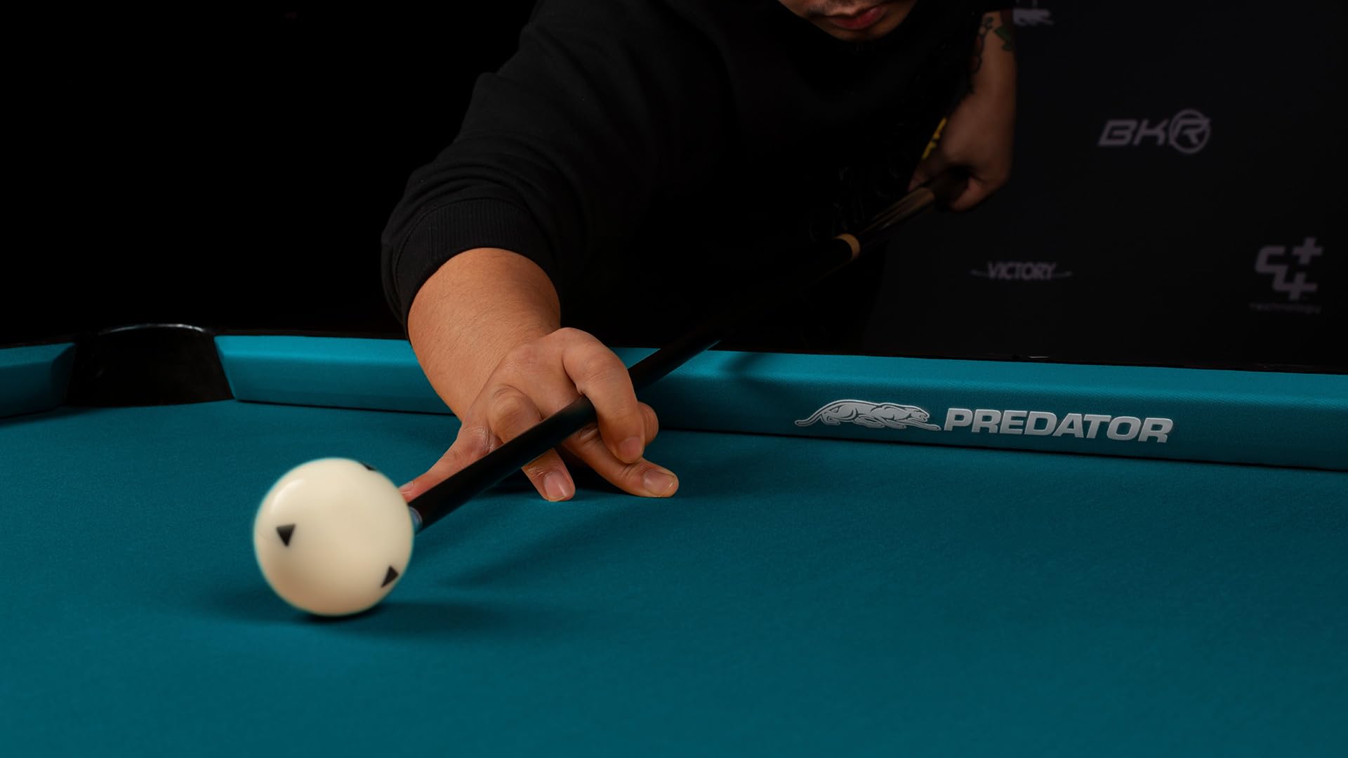 Predator Arcadia Select Worsted Pool Table Cloth - Premium Felt Replacement Kit for 7ft/8ft/9ft Billiard Tables - Pre-Cut Bed & Rails - Perfect for Home Game Rooms, Bars, and Professional Tournaments