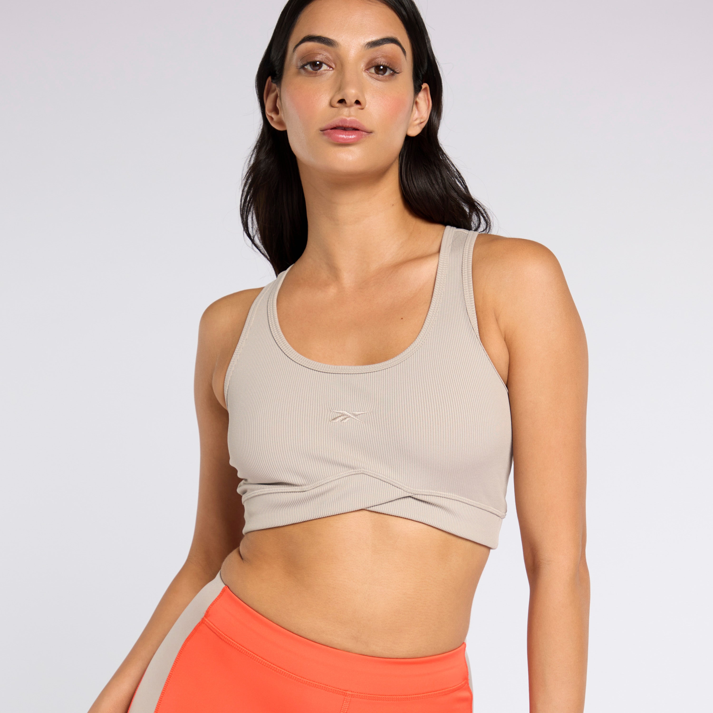 Studio Rib Crop Ash - Trendy Women's Casual Top for Summer Outfits & Streetwear Fashion