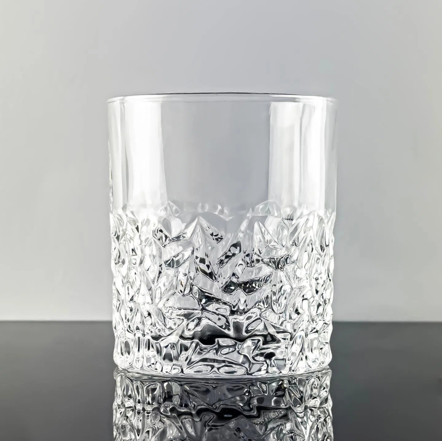 Premium 280ml Frosted Bottom Whisky Glass Set with Heavy Base Tumbler & Elegant Wooden Box - Perfect for Scotch, Bourbon, Whiskey Tasting & Home Bar Decor