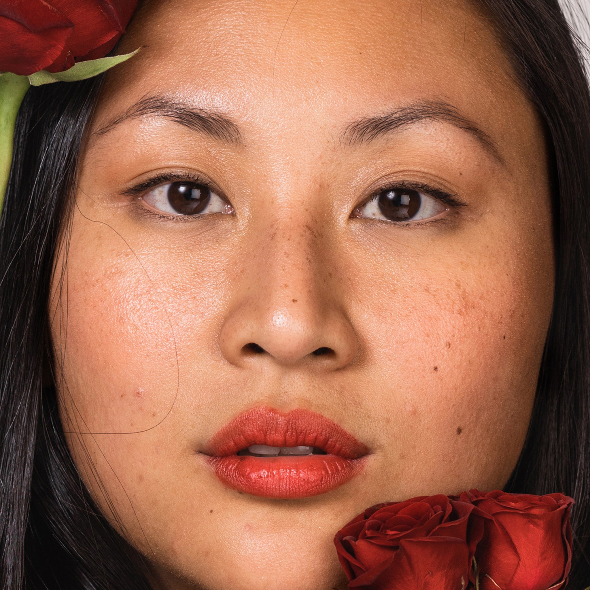 Full Bloom Sculpted Lipstick - Long Lasting Matte Lipstick with Hydrating Formula, Vegan & Cruelty-Free - Perfect for Everyday Wear, Date Night, and Special Occasions