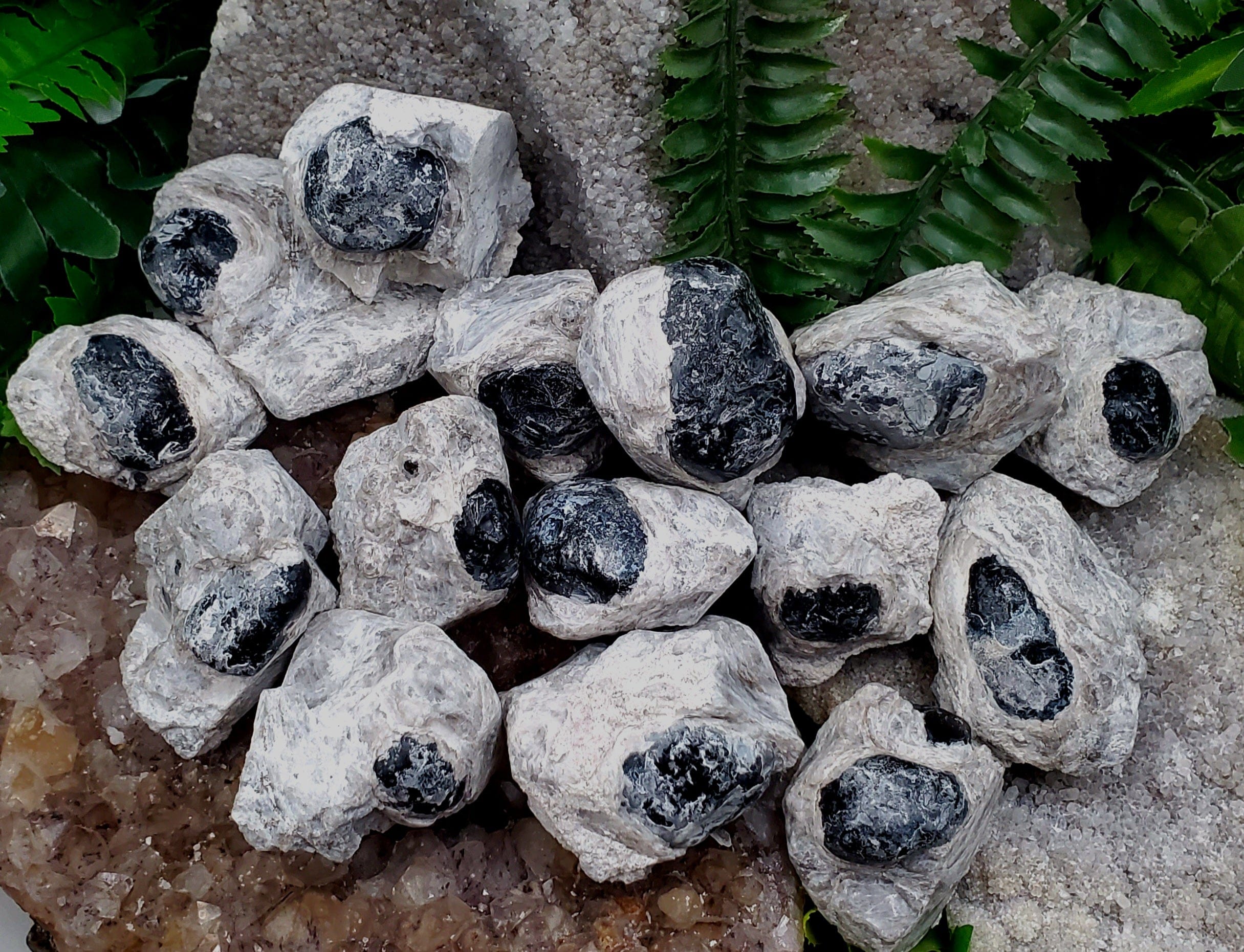 Natural Apache Tears in Perlite - Healing Stones for Meditation, Stress Relief & Home Decor | Perfect for Crystal Collections, Gifts & Spiritual Practices