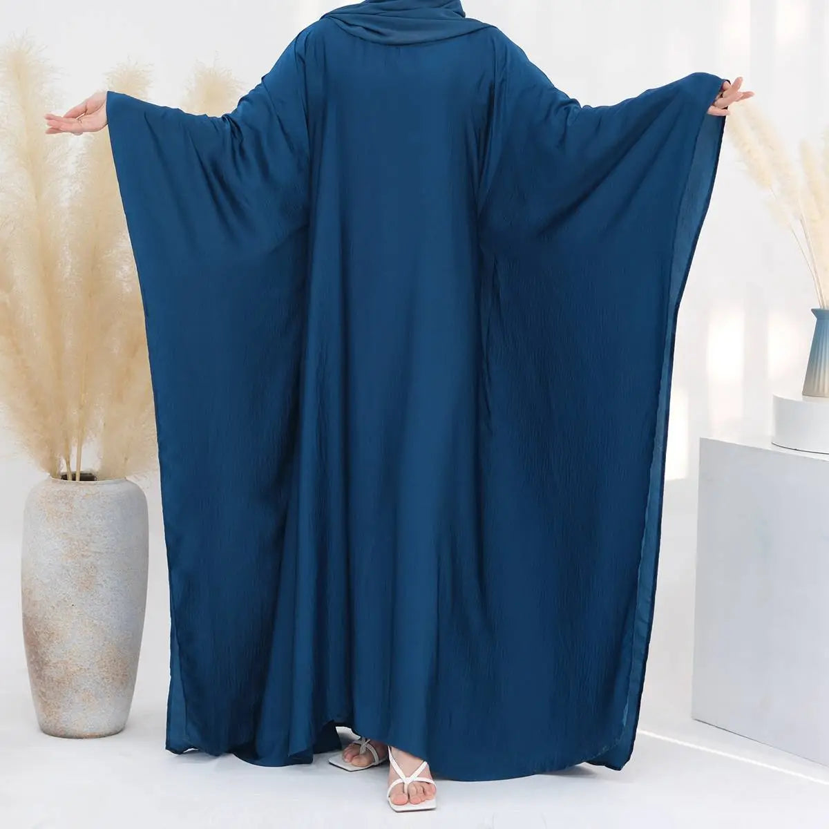 Elegant Batwing Sleeve Muslim Farasha Abaya Dress for Women - Modest Islamic Prayer Dress for Mosque & Special Occasions