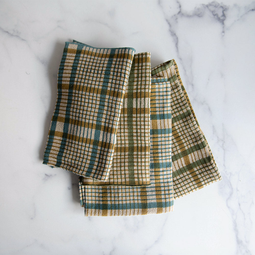 Premium Cross Table Linens - Elegant & Durable Tablecloths for Dining, Parties & Events - Perfect for Weddings, Restaurants & Home Decor