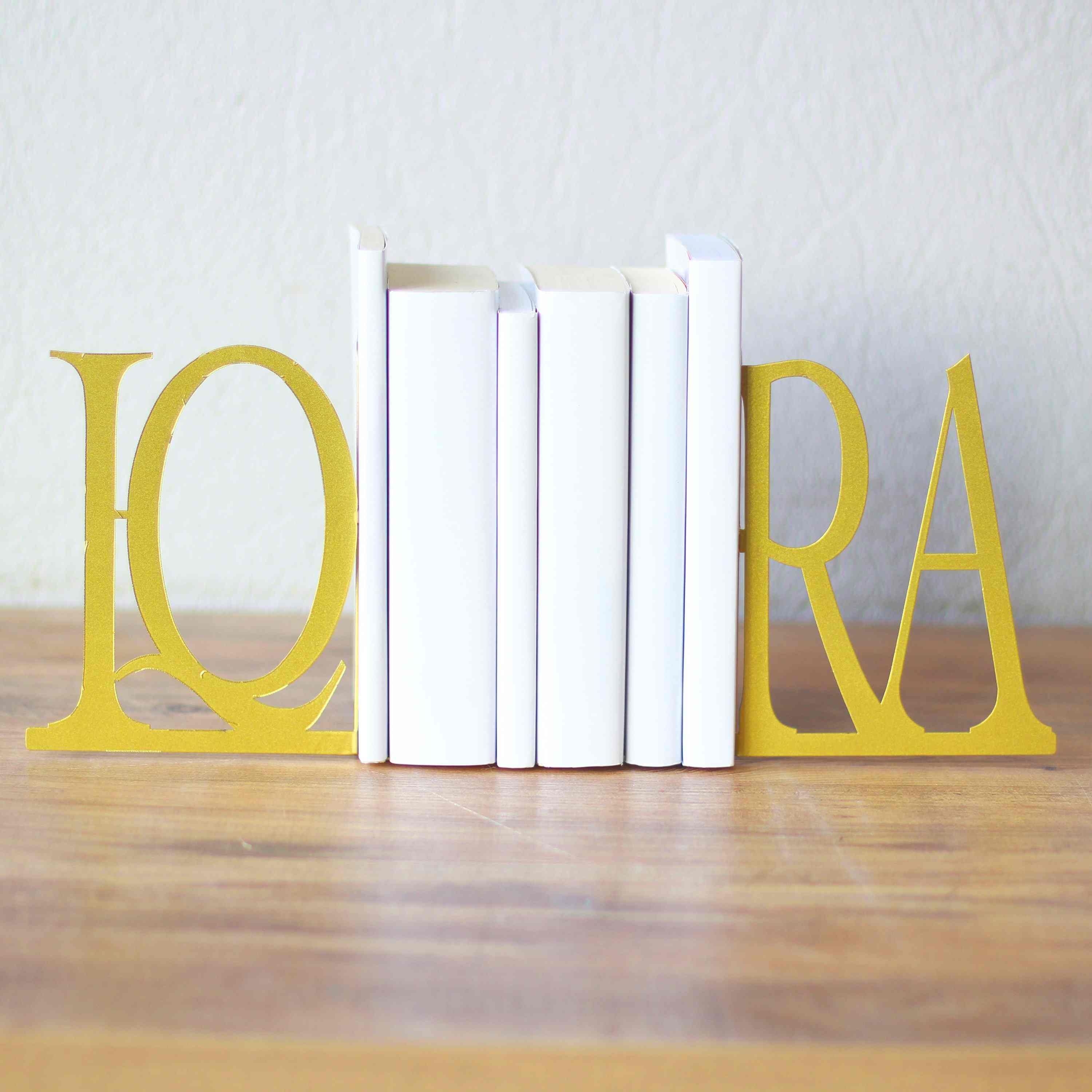 Elegant Ikra Bookend with Latin Calligraphy - Islamic Home Decor for Bookshelves & Office Organization