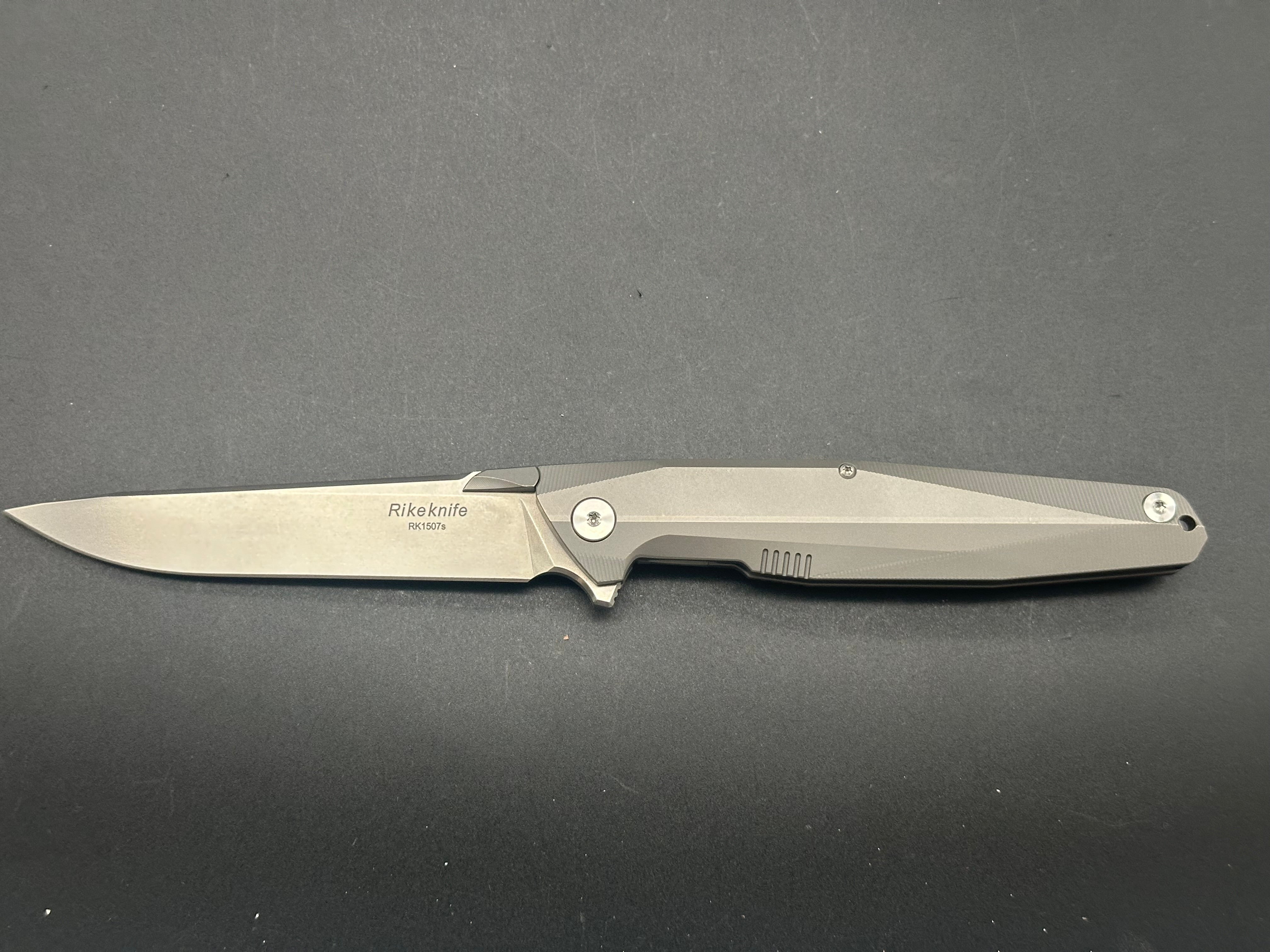 Rike Knife 1507S Kwaiken Flipper Plain Titanium Folding Pocket Knife - 3.75