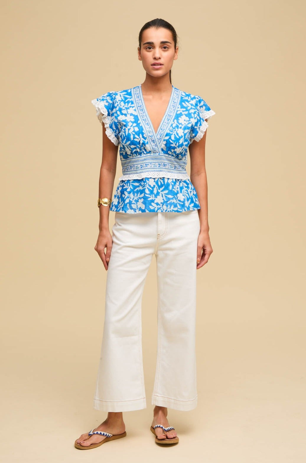 Stylish Denim Wide Leg Crop Jean in Ecru - Perfect for Casual Outfits & Everyday Wear